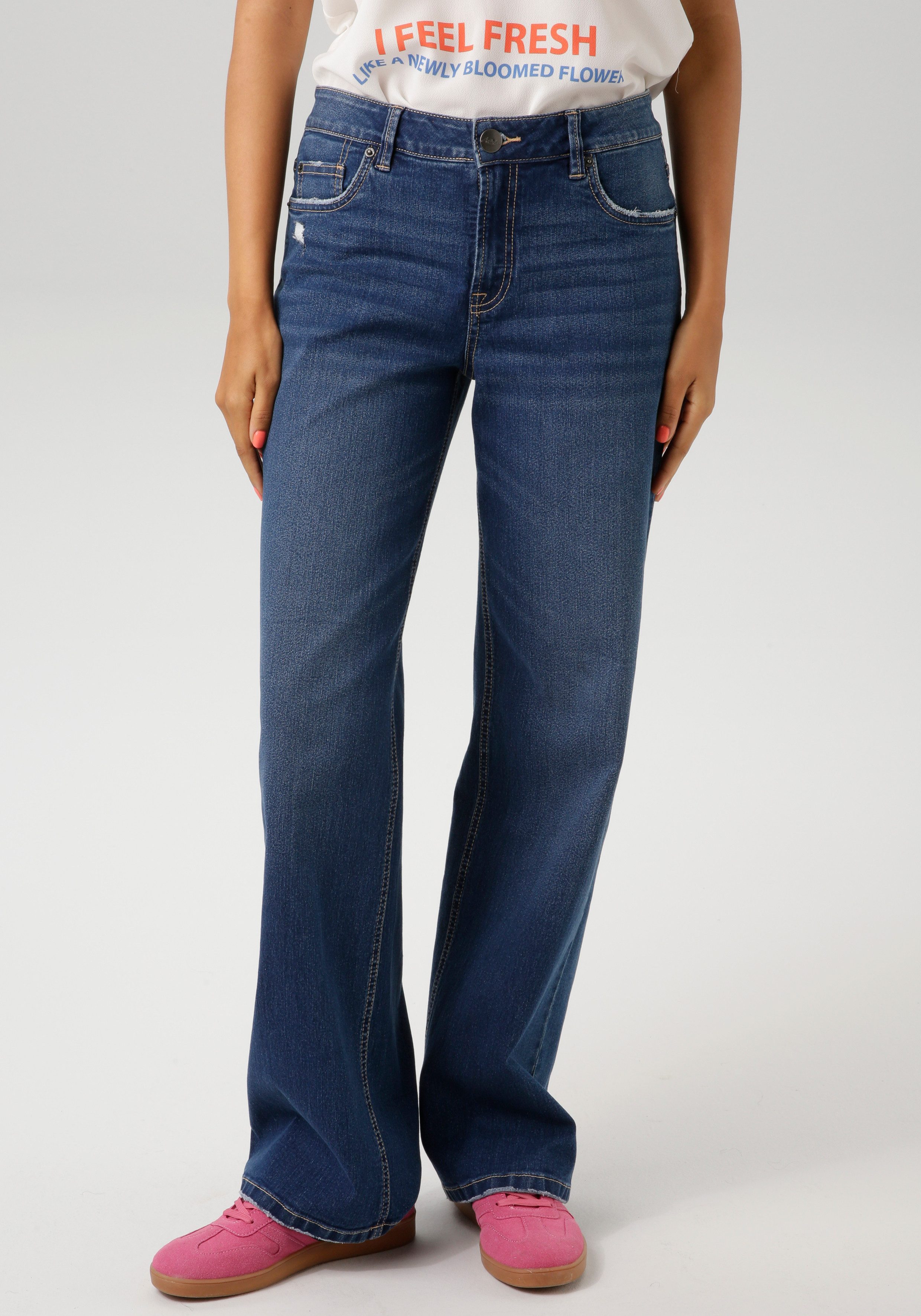 Aniston CASUAL Straight-Jeans mit trendig weitem günstig online kaufen