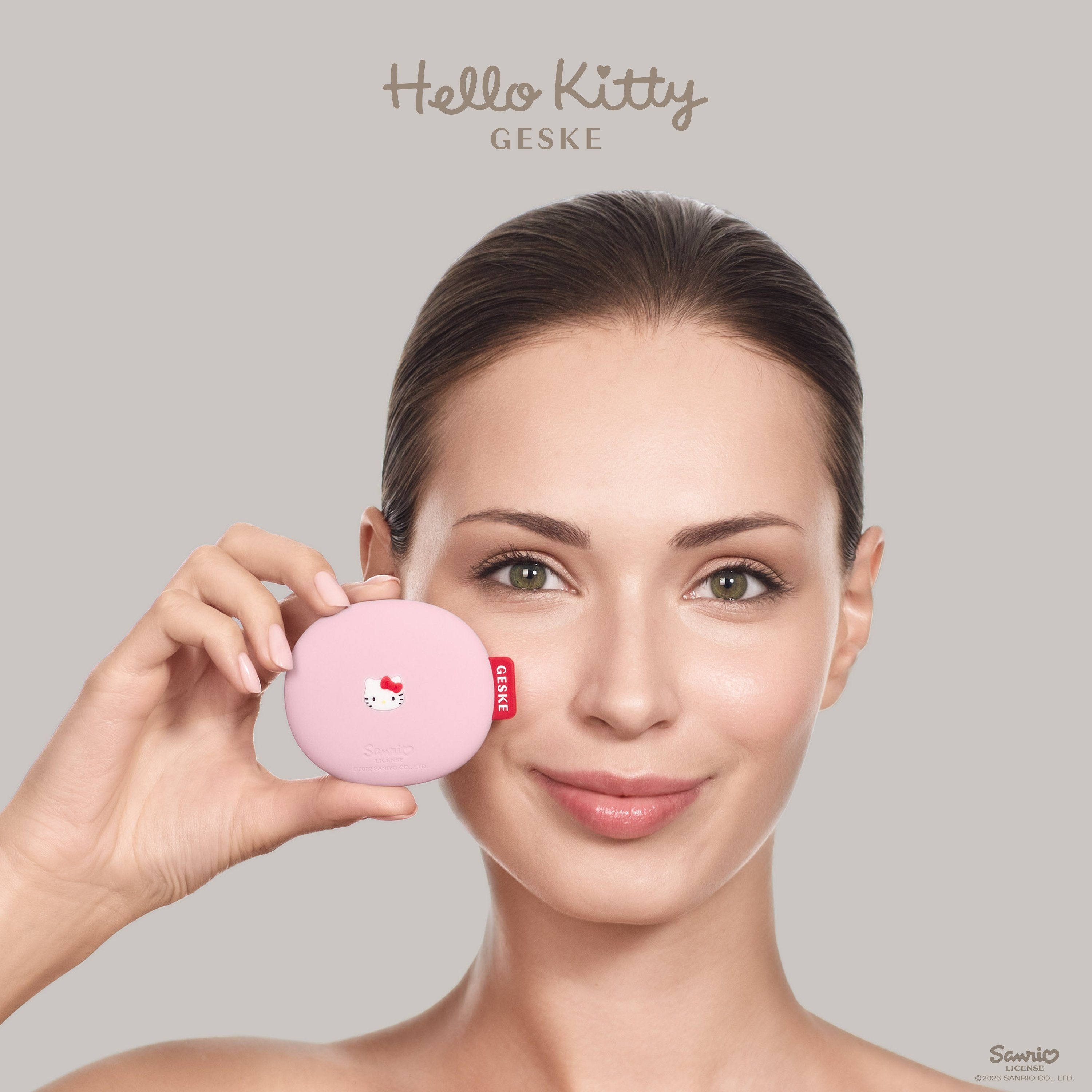 Pink kostenloser Hautpflegeroutine. Packung, Mit Du GESKE deine erhältst 3 personalisierte in Facial Kitty inkl. Hello Brush Hello (SmartAppGuided APP 1, SmartAppGuided™ App 1-tlg., Gesichtsreinigungsbürste Elektrische Kitty der Device),