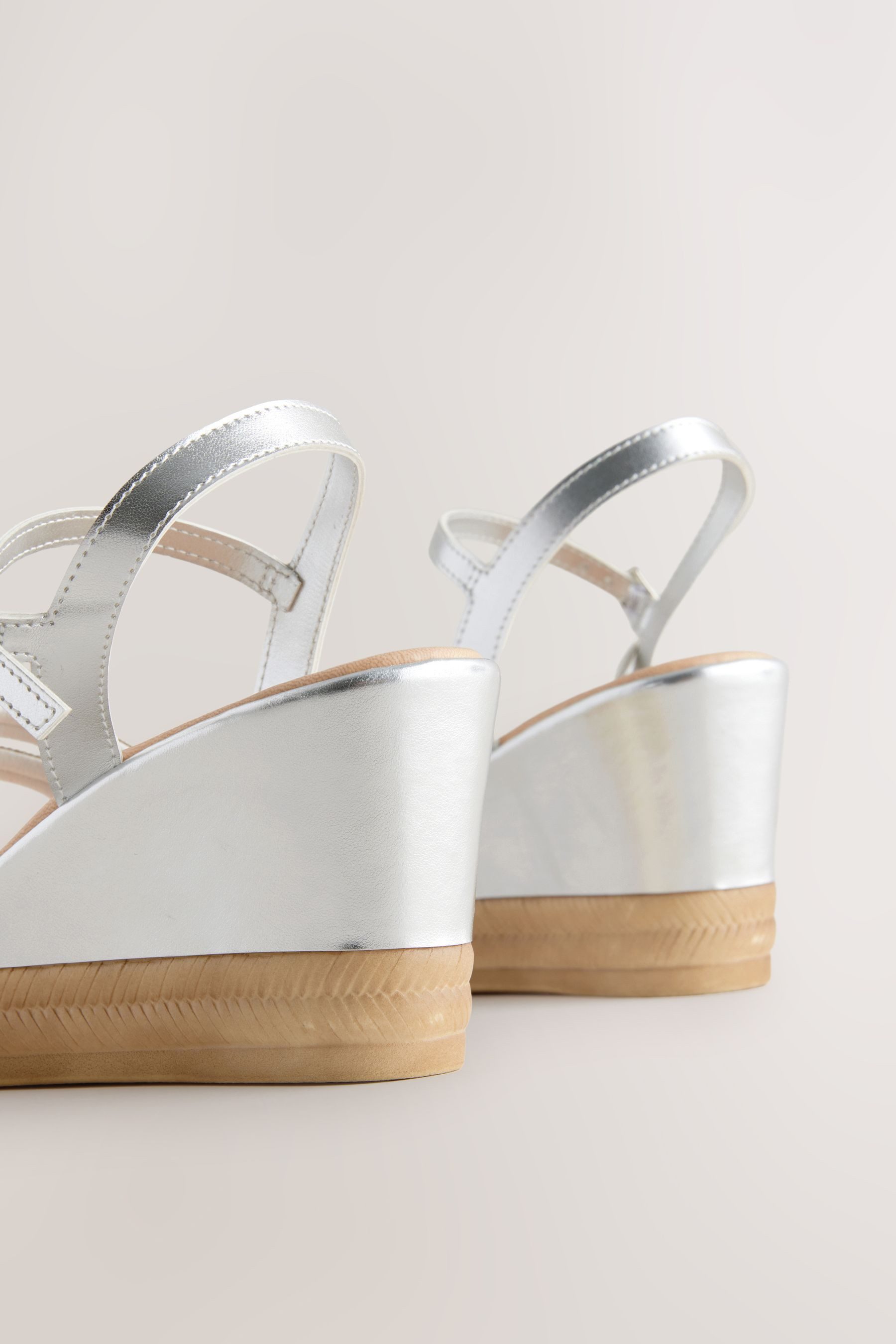 Next Forever Comfort® Plateau-Keilabsatzschuhe Keilsandalette (1-tlg)