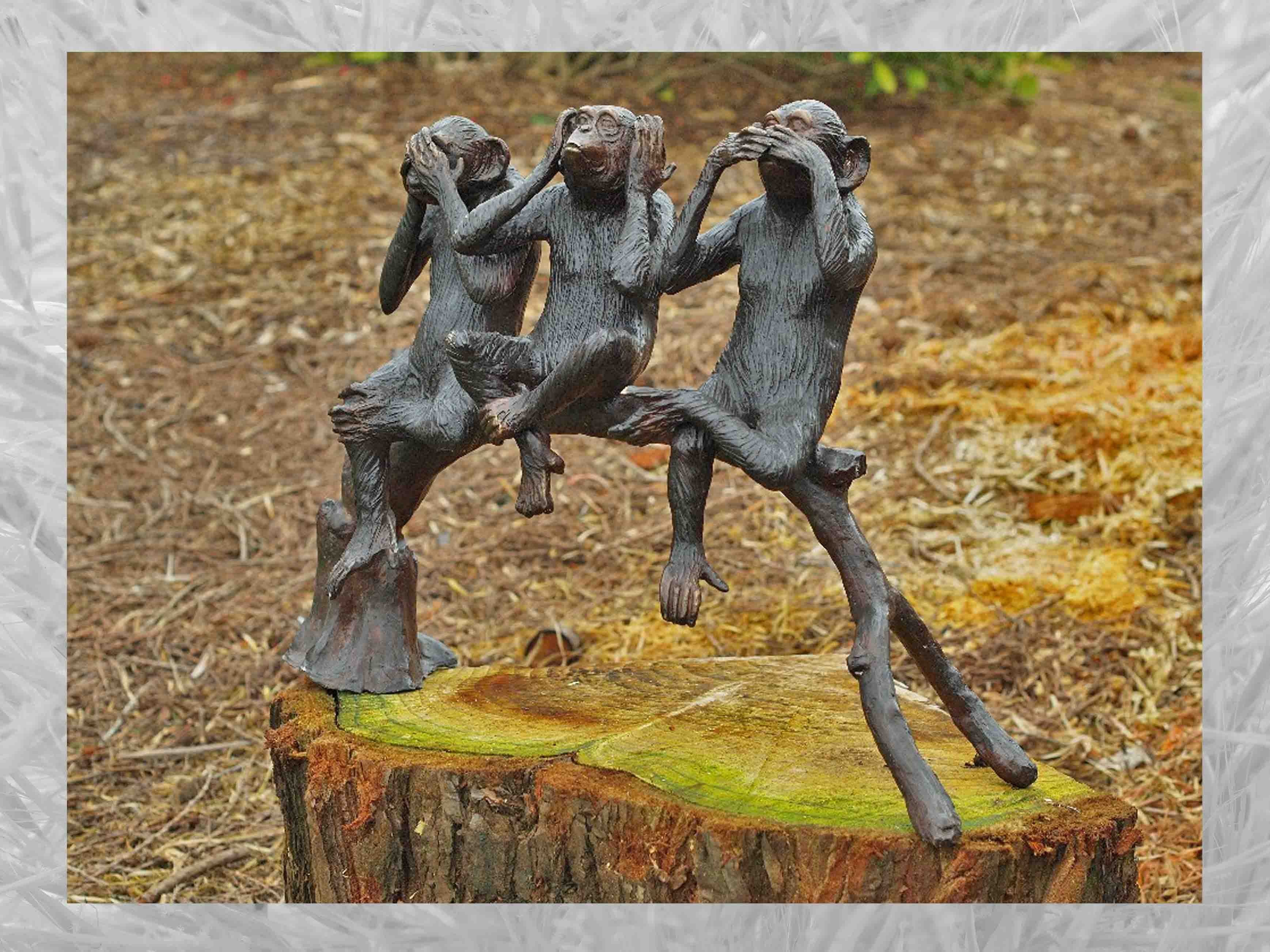 IDYL Baumstamm, Gartenfigur IDYL Bronze Affen Drei Bronze-Skulptur auf