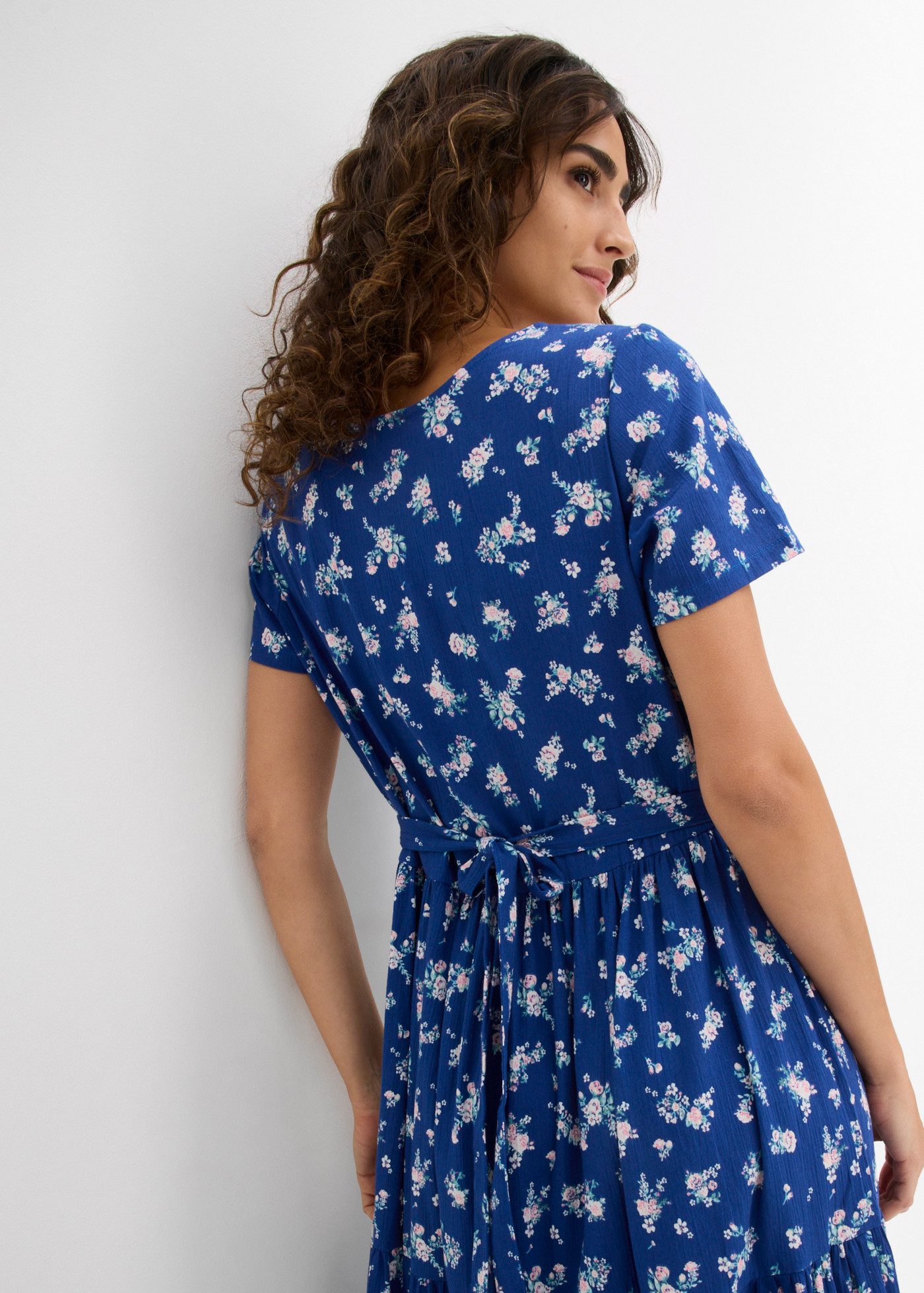bonprix Maxikleid aus reiner Baumwolle, Loose Fit, Kurzarm-Design, mit Allover-Muster