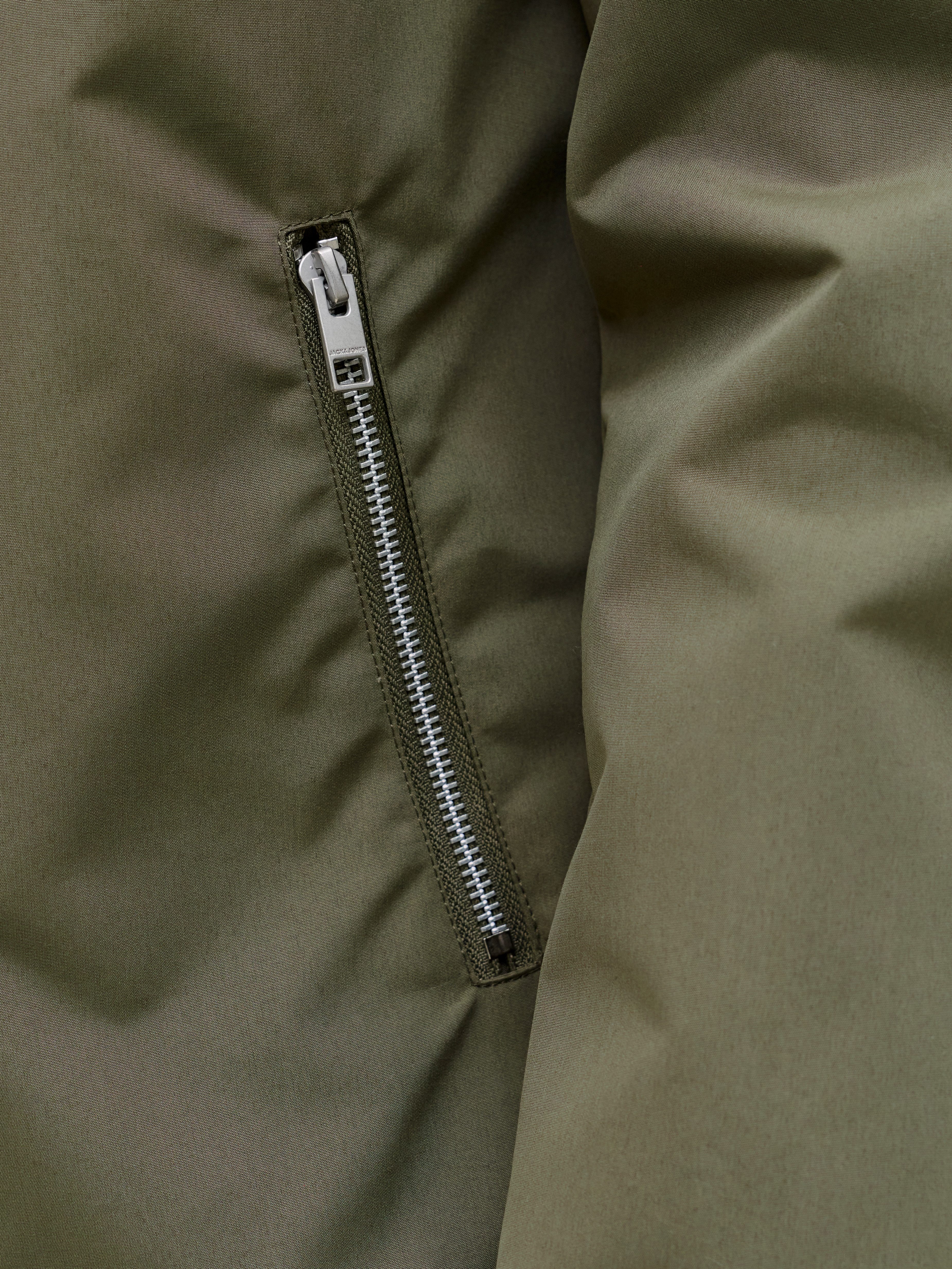 Jack & Jones Blouson JJERUSH Stylisch, funktional, ideal für Herbst, pflegeleicht mit stylischem Stehkragen