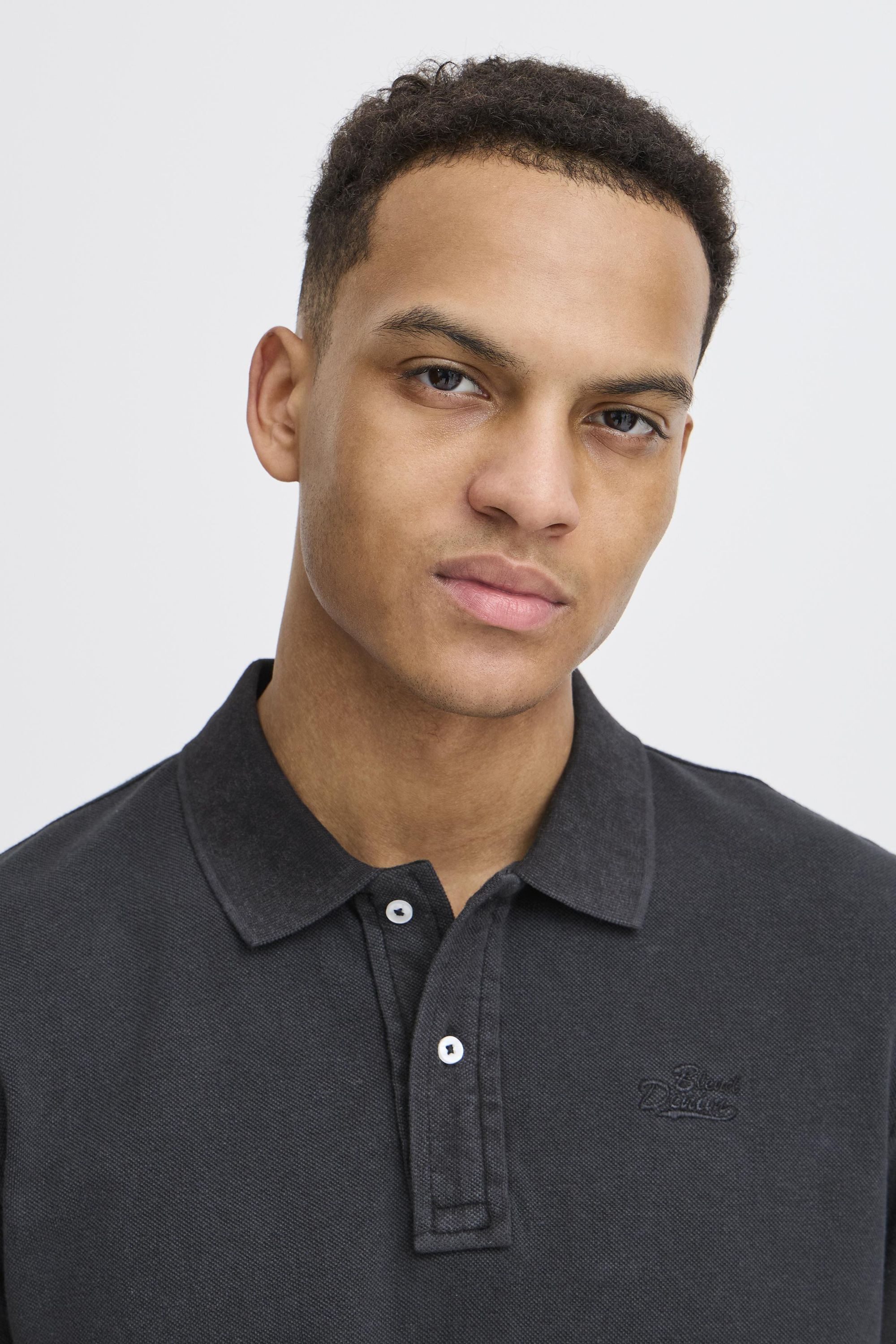Blend Poloshirt BHEfran (1-tlg) Klassisches Poloshirt mit Stickerei
