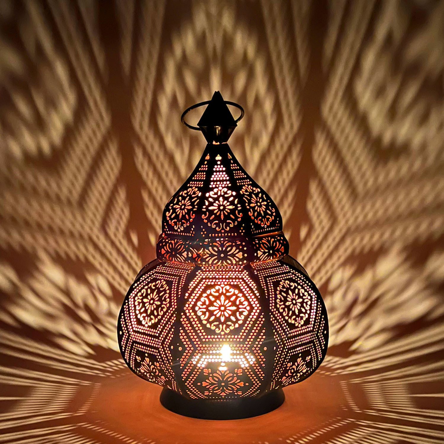 Marrakesch Orient & Mediterran Interior Teelichthalter Orientalische Laterne Dekoration Maha Schwarz (1 St), Handarbeit