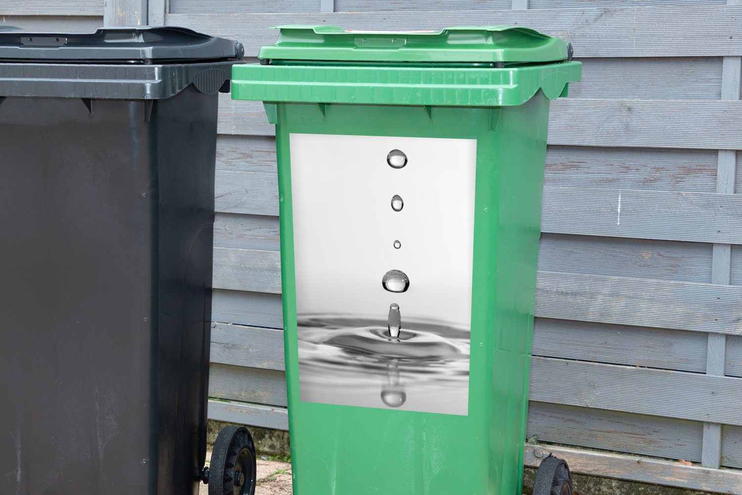 Container, Wandsticker Abfalbehälter Mülleimer-aufkleber, fallende MuchoWow Fünf Tropfen Mülltonne, (1 Sticker, St),