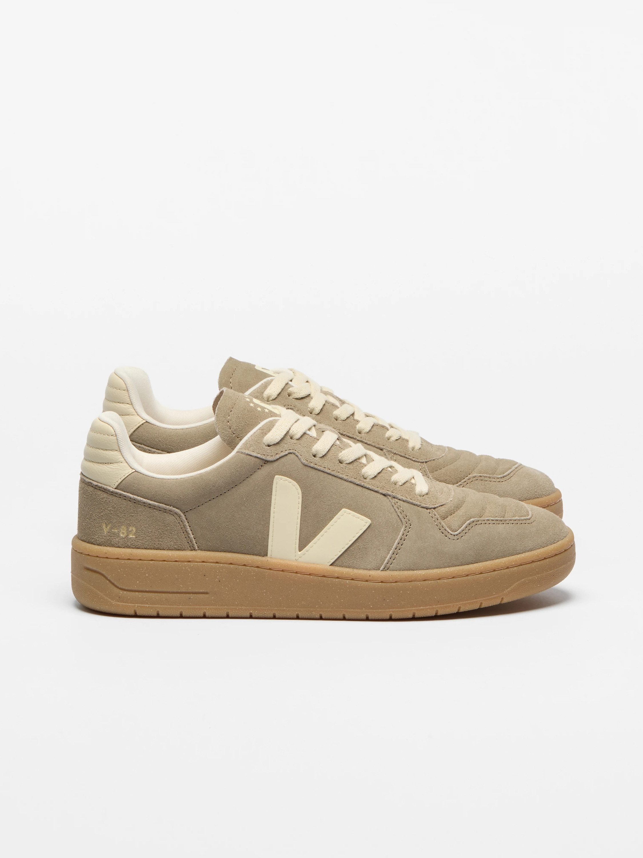 VEJA Veja V-82 II Sneaker