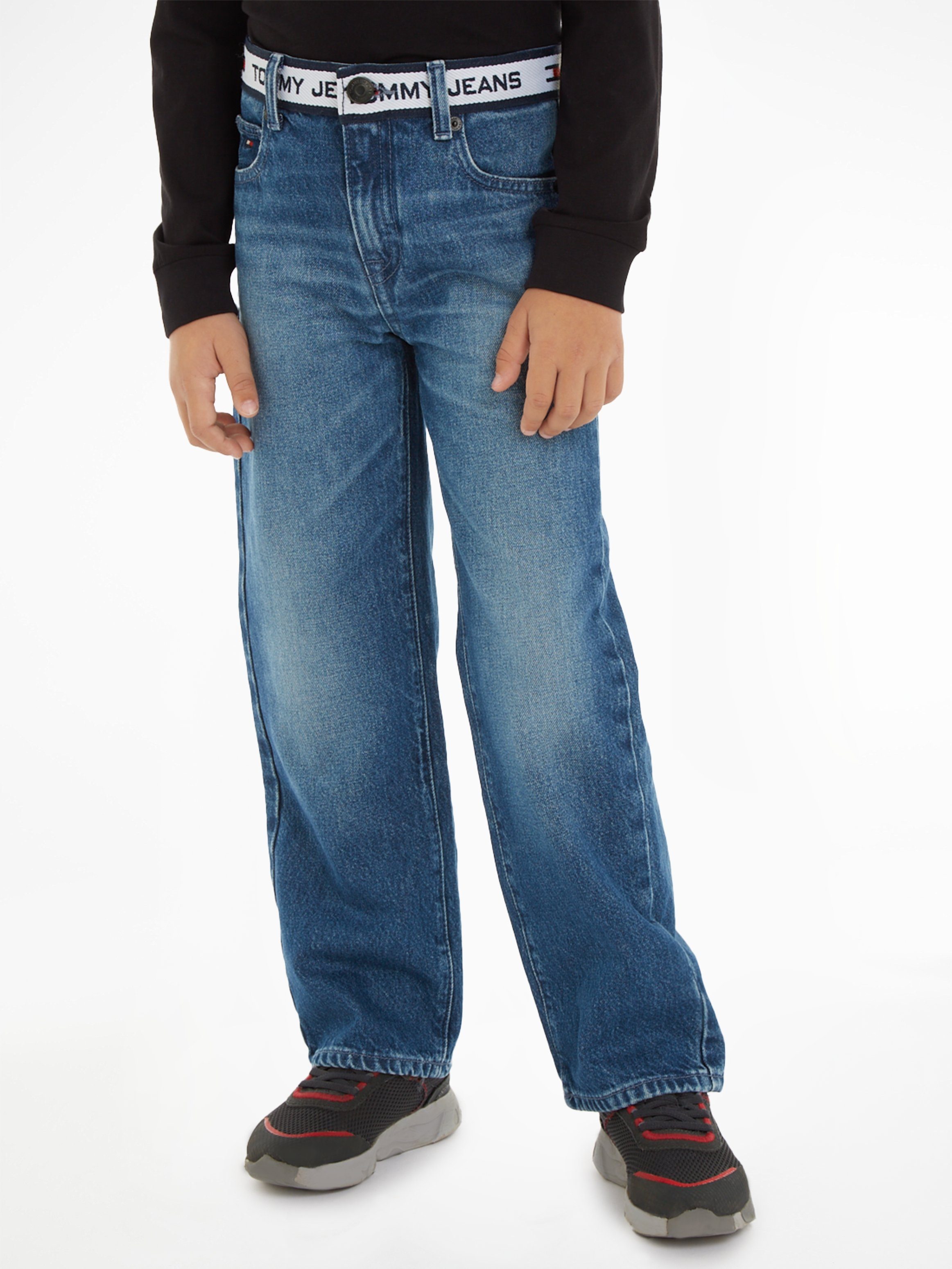 Tommy Hilfiger Girlfriend-Jeans GIRLFRIEND MONOTYPE TAPE Kinder Kids Junior MiniMe,mit Gürtelimitat in Labelfarben