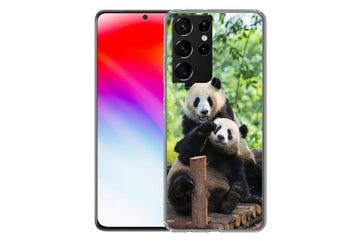 MuchoWow Handyhülle Panda - Brücke - Natur, Phone Case, Handyhülle Samsung Galaxy S21 Ultra, Silikon, Schutzhülle