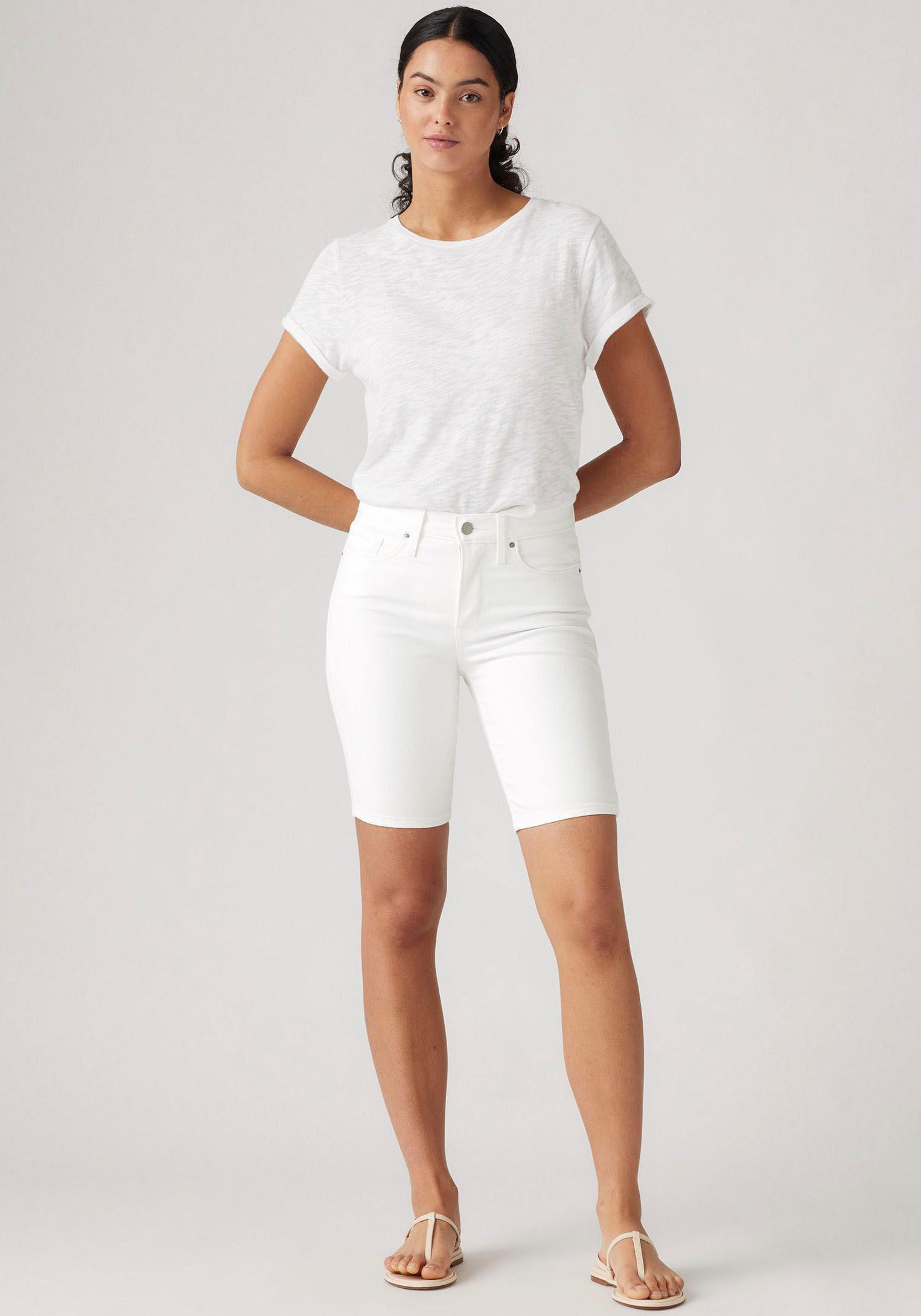 Levi's® Shorts SHAPING BERMUDA Sommerhose im Five-Pocket Style