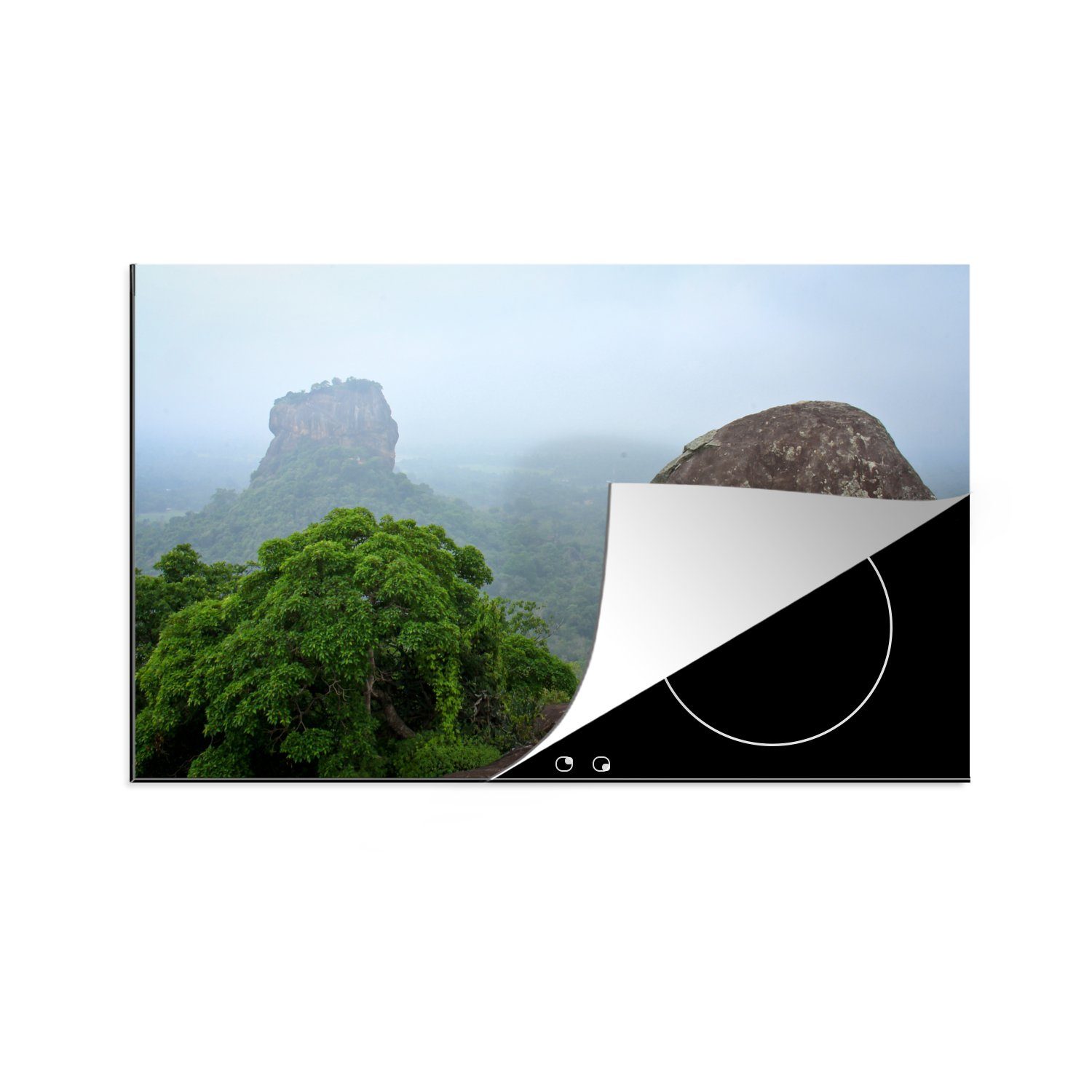 MuchoWow Herdblende-/Abdeckplatte Der Sigiriya-Felsen inmitten des Nebels in Sri Lanka, Vinyl, (1 tlg), 83x51 cm, Ceranfeldabdeckung, Arbeitsplatte für küche