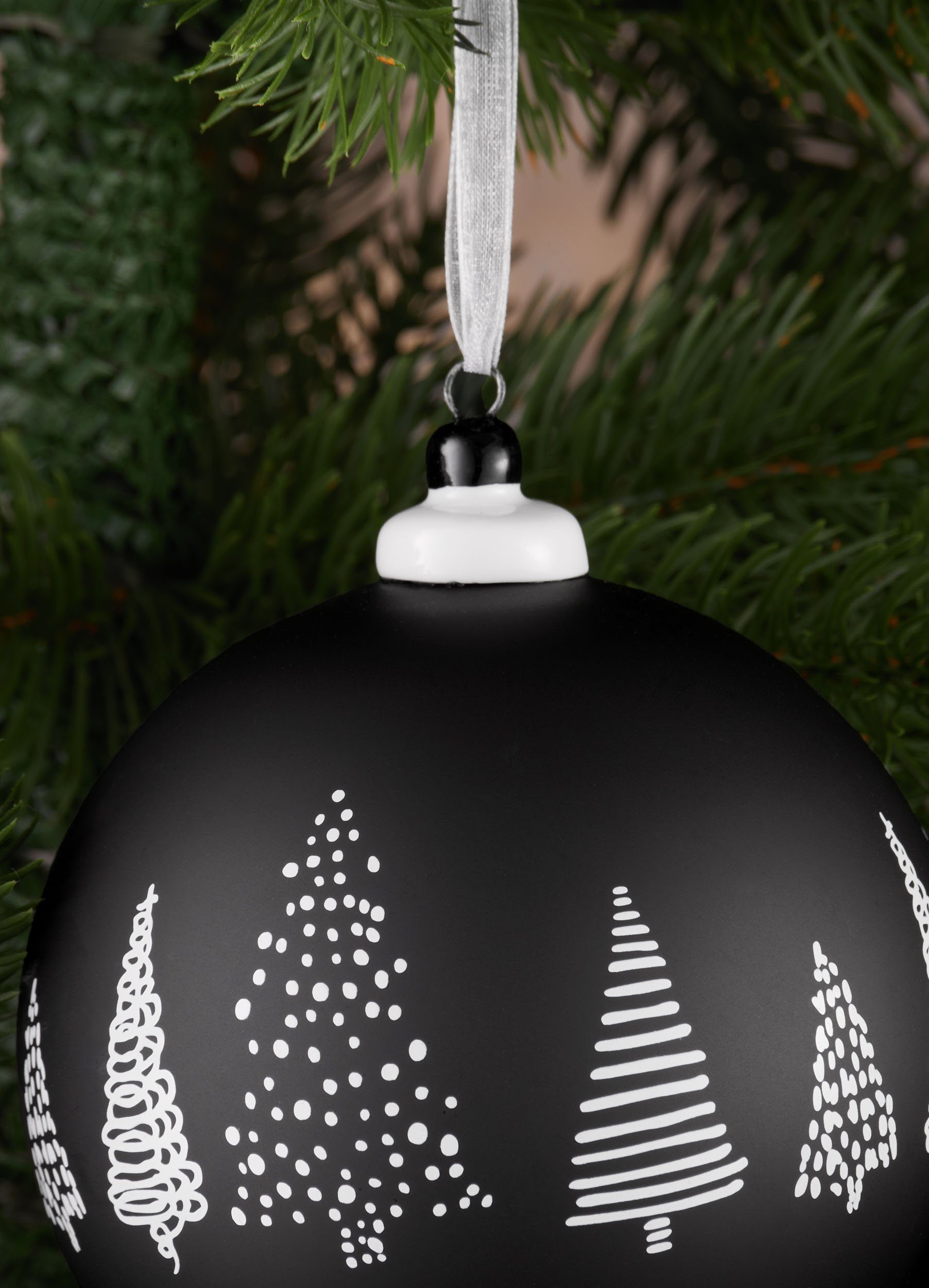 Handbemalt Premium 10 - cm (1 Weihnachtskugel Schwarz Matt St), - Weiß Tannenbäumen und BRUBAKER - oder Baumkugel Weihnachtsbaumkugel Glas Weihnachtsbaumkugel