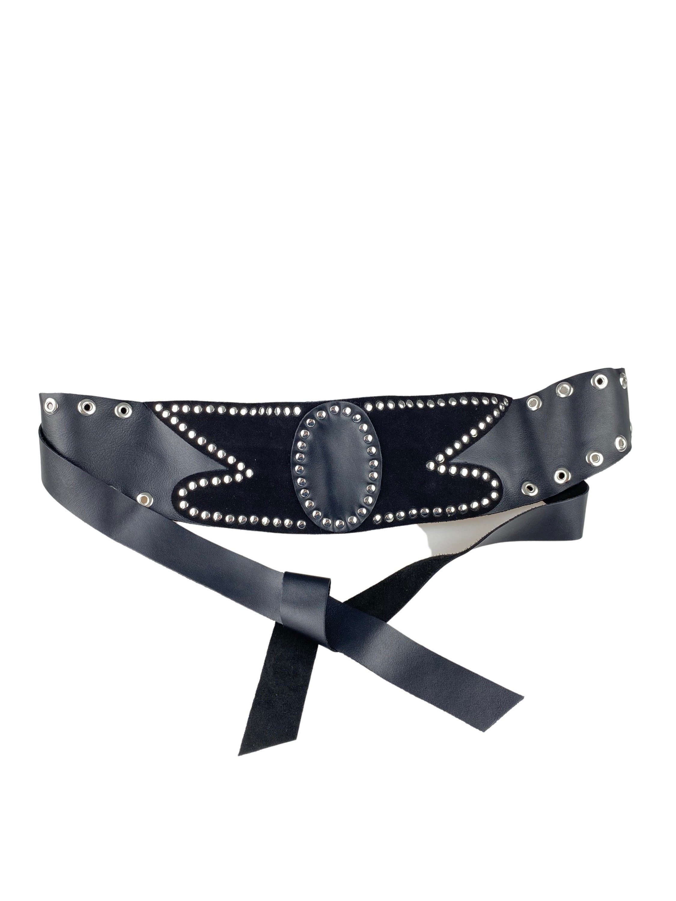 COLLEZIONE ALESSANDRO Ledergürtel Lianne mit Nieten und Ösen besetzt
