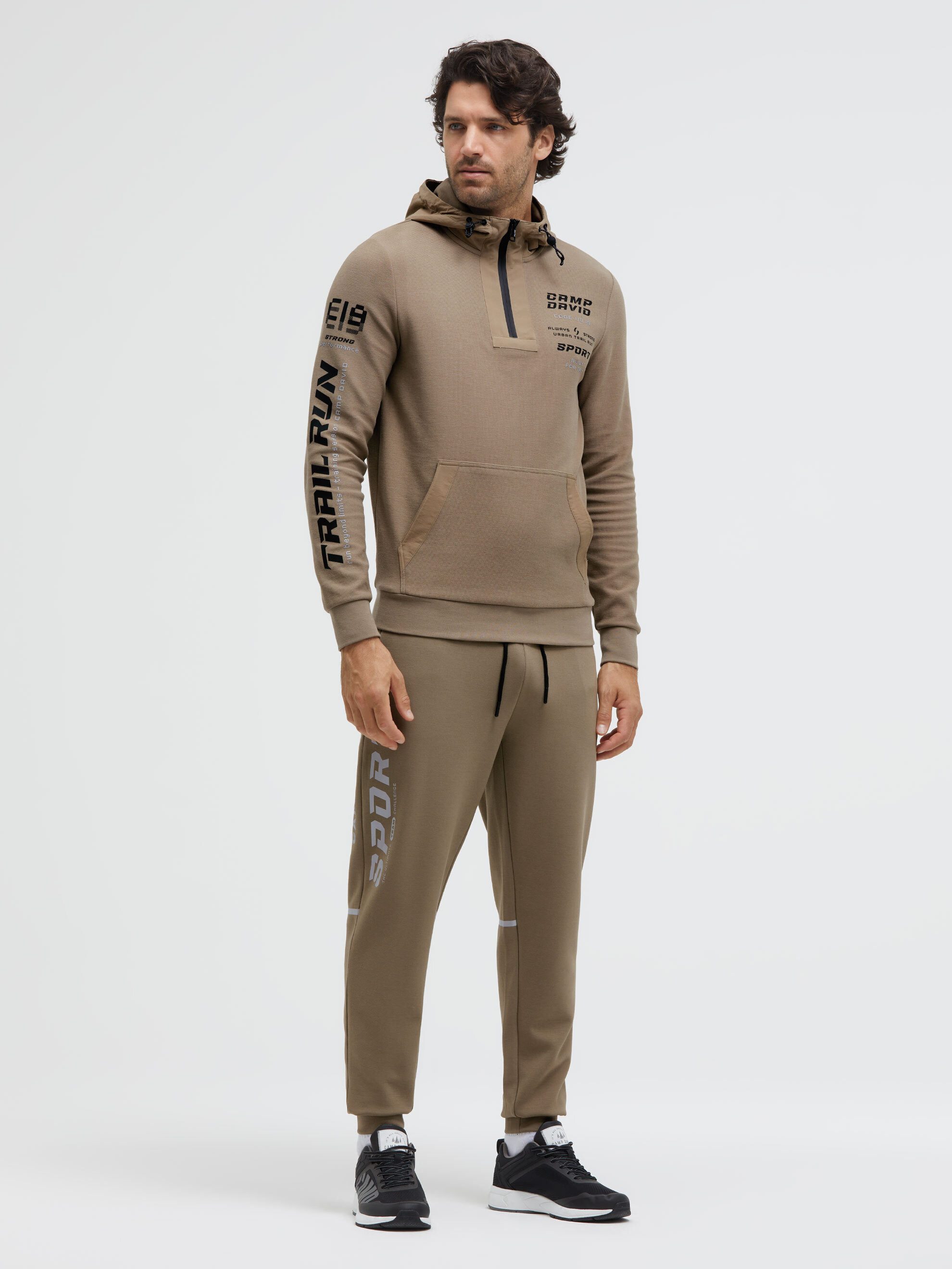 CAMP DAVID Kapuzensweatshirt mit reflektierenden Details – Bild 3 von 5