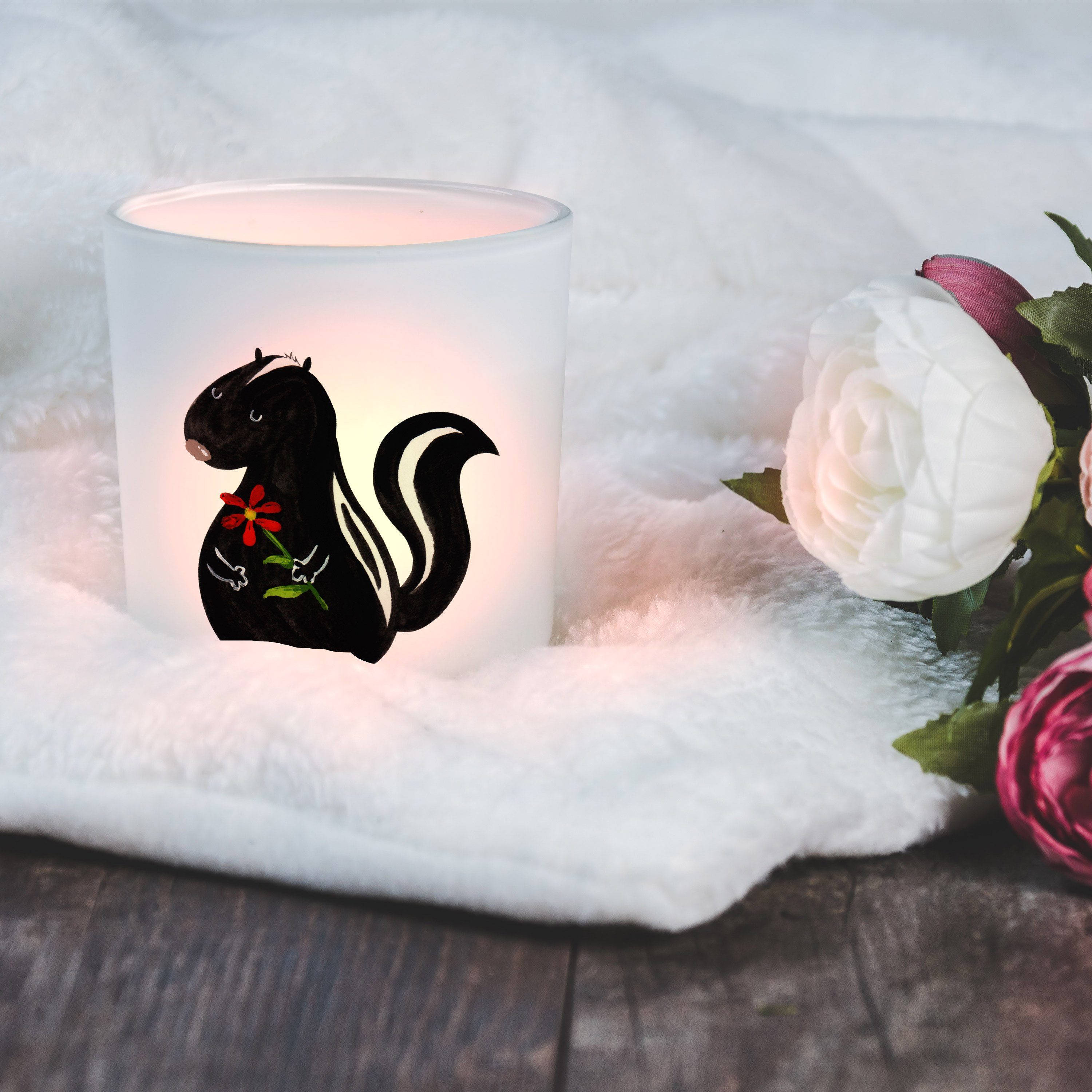 Mr. & Mrs. Panda Windlicht Stinktier Blume - Transparent - Geschenk, Tagträumer, Windlicht Glas, (1 St)