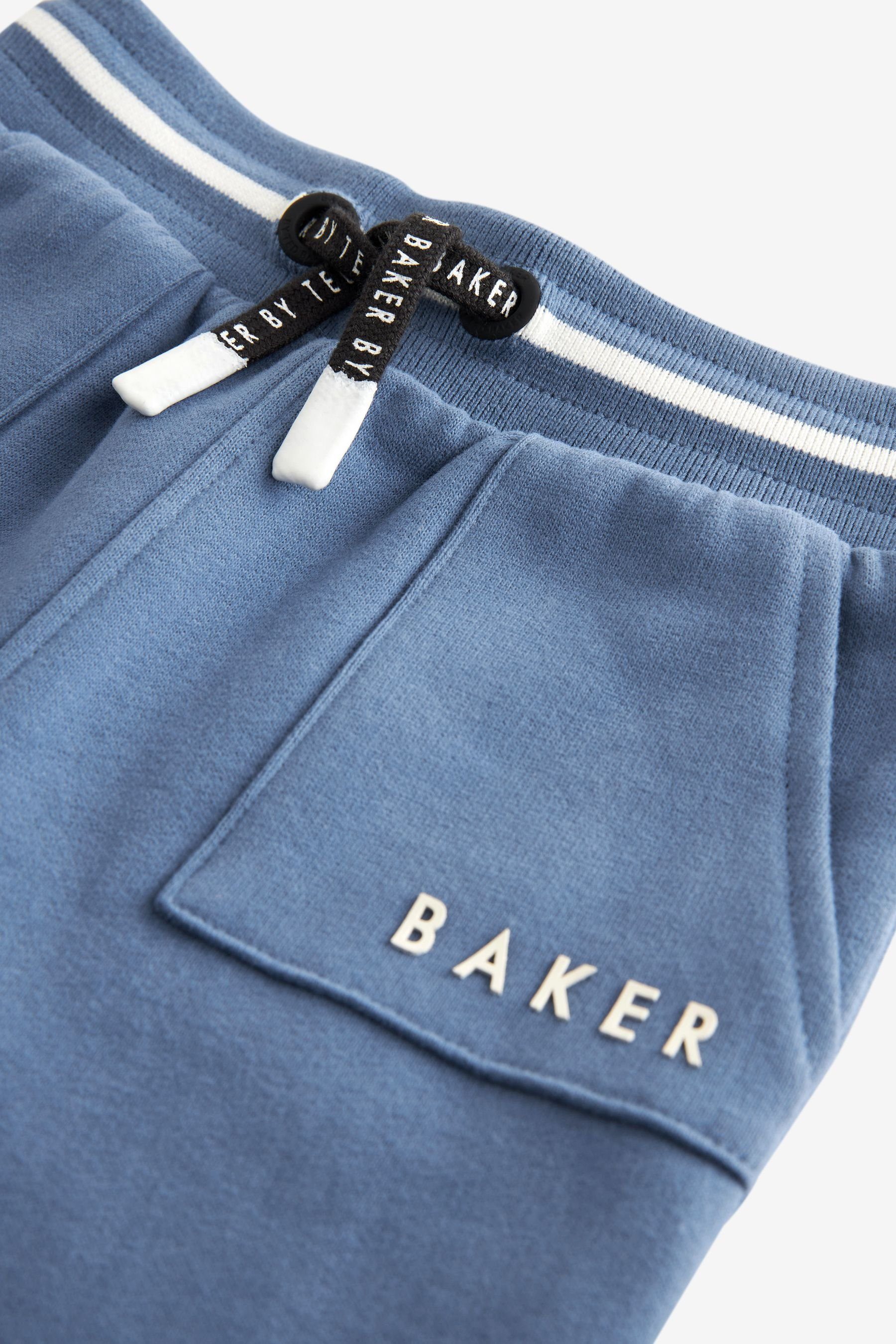 Baker by Ted Baker Shirt, Strickjackenset (3-tlg) 3-teiliges Jäckchen Baker & Ted Hose by Baker