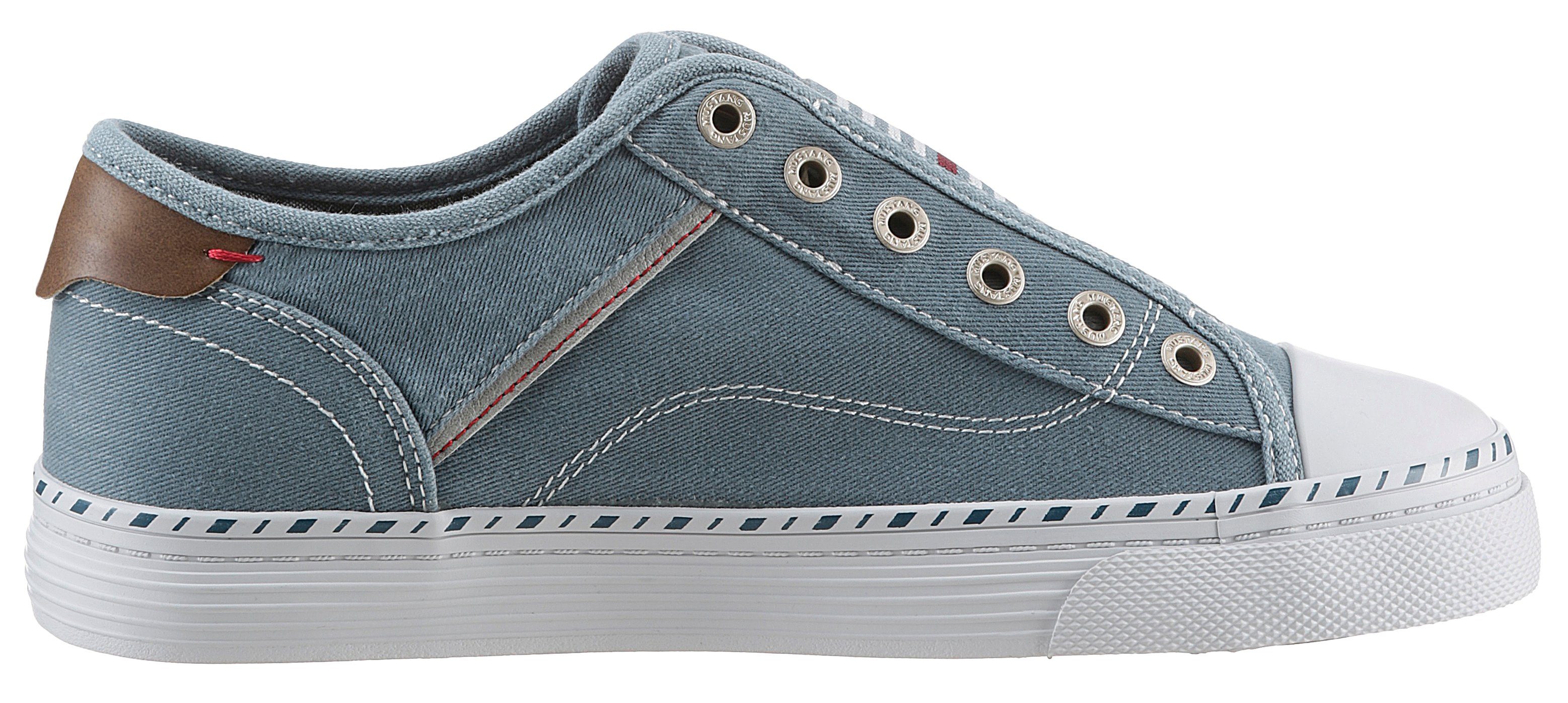 Mustang Shoes Slip-On Sneaker mit praktischem rauchblau Gummizug