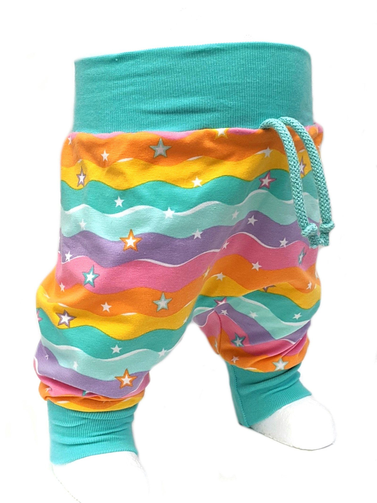Corileo Pumphose Baby Pumphose Regenbogen mit Sterne Pastelltöne Kinderhose Spielhose Gr. 50 - 104 | Haremshosen