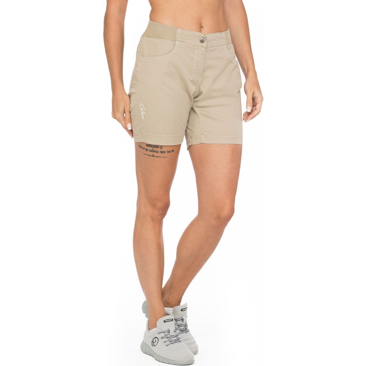 Chillaz Funktionsshorts Jessy Robuste Damenhose für aktive Frauen, bietet Komfort und Stil bei