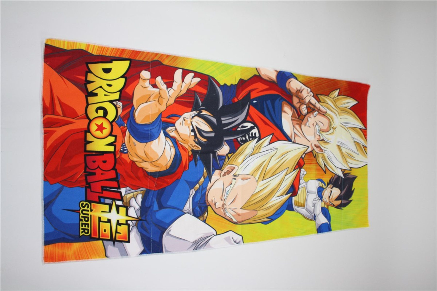 Aymax sprl Strandtuch Dragon Ball Z Badehandtuch aus 100% Baumwolle 70x140 cm – Bild 2 von 2