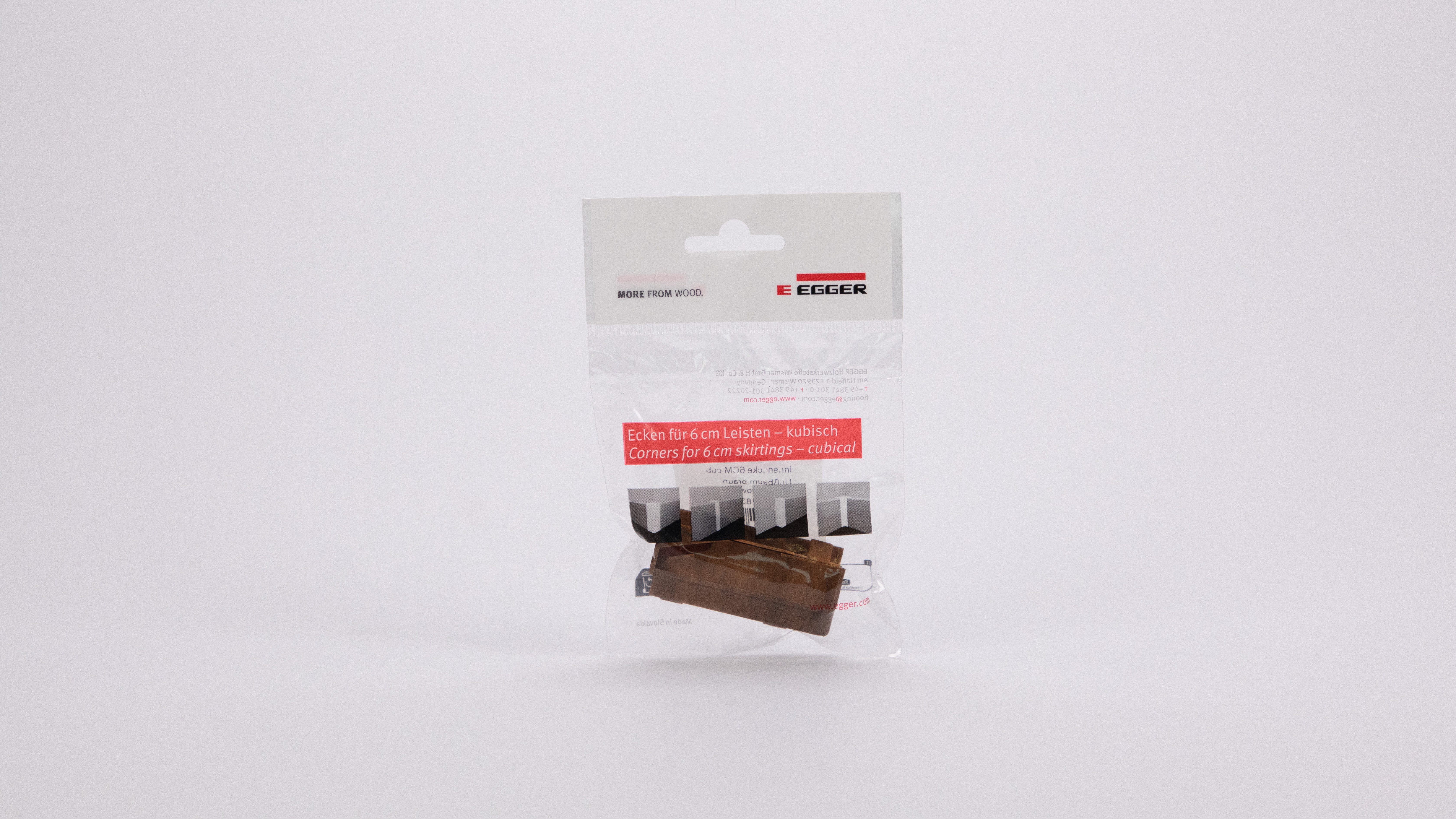 EGGER Sockelleisten-Innenecke Nußbaum braun, L: 1.6 cm, H: 5.9 cm, 2-St., neues kubisches Profil; 2 Stück