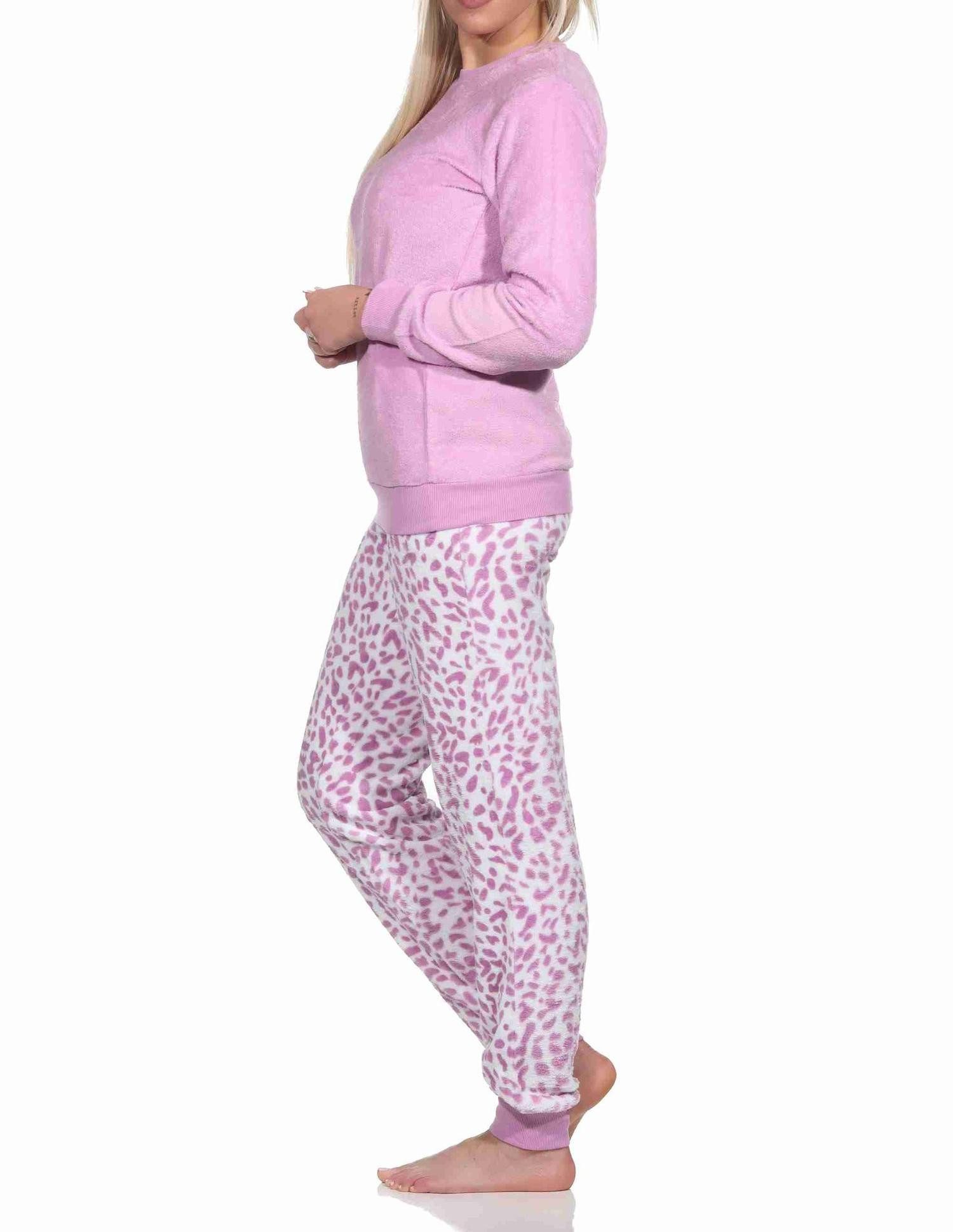 Normann Pyjama Damen langarm Schlafanzug mit Bündchen aus Coralfleece im Animal Look – Bild 2 von 4