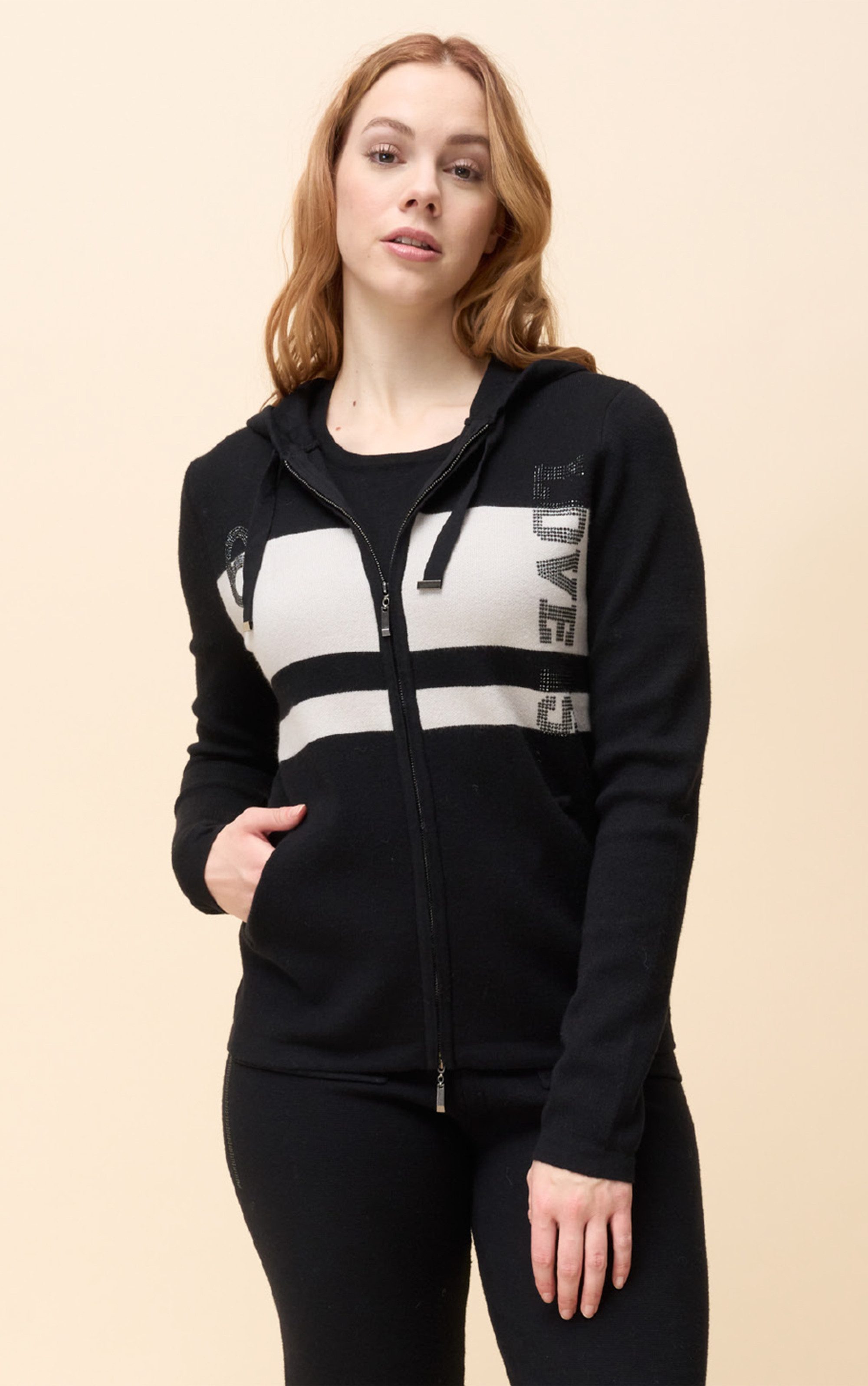 Passioni Kapuzenstrickjacke Sweatjacke mit Kapuze und Streifendetails günstig online kaufen