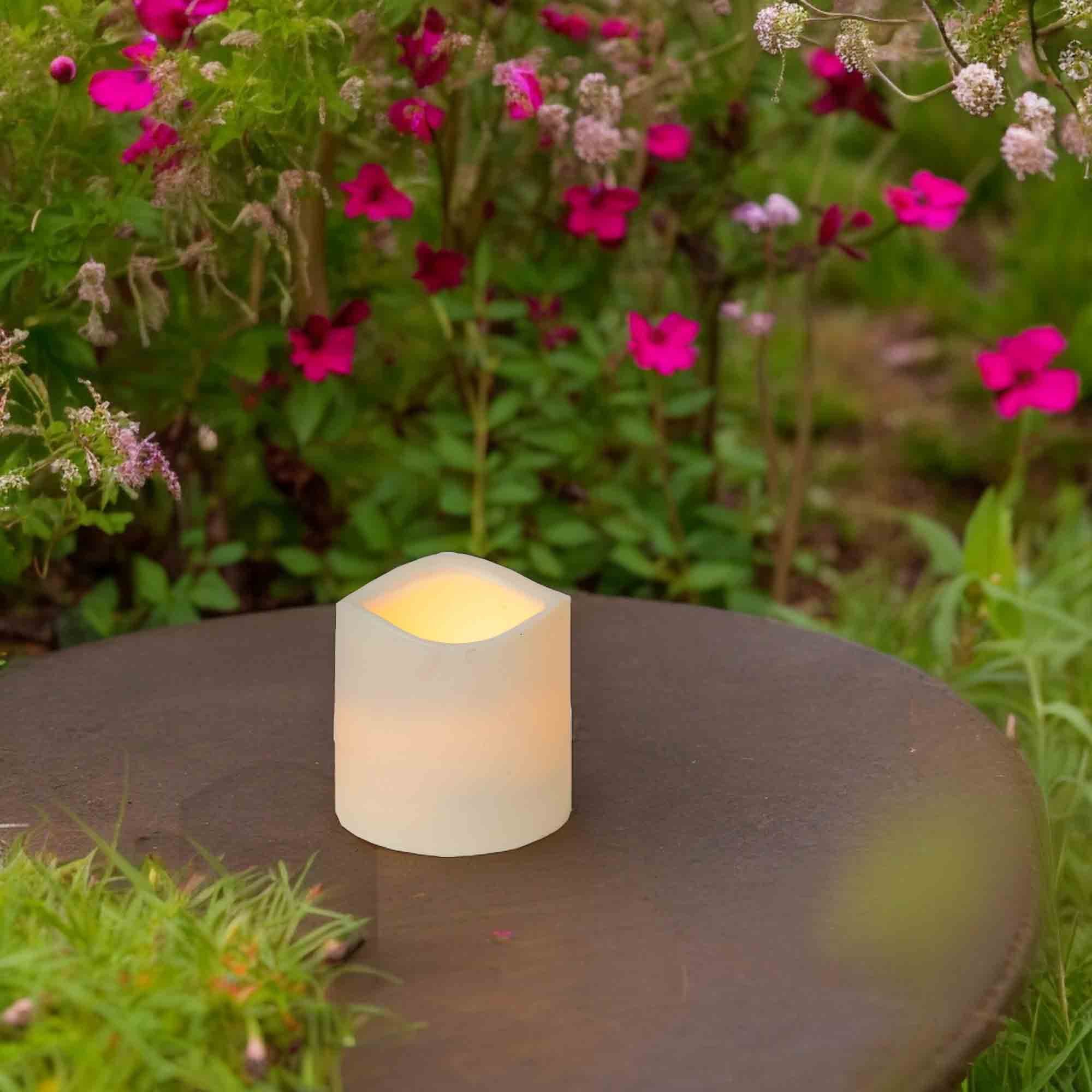 STAR TRADING LED-Kerze Paul (1-tlg), outdoor Kunststoff 6/18h Timer 7,5x7,5cm warmweiß