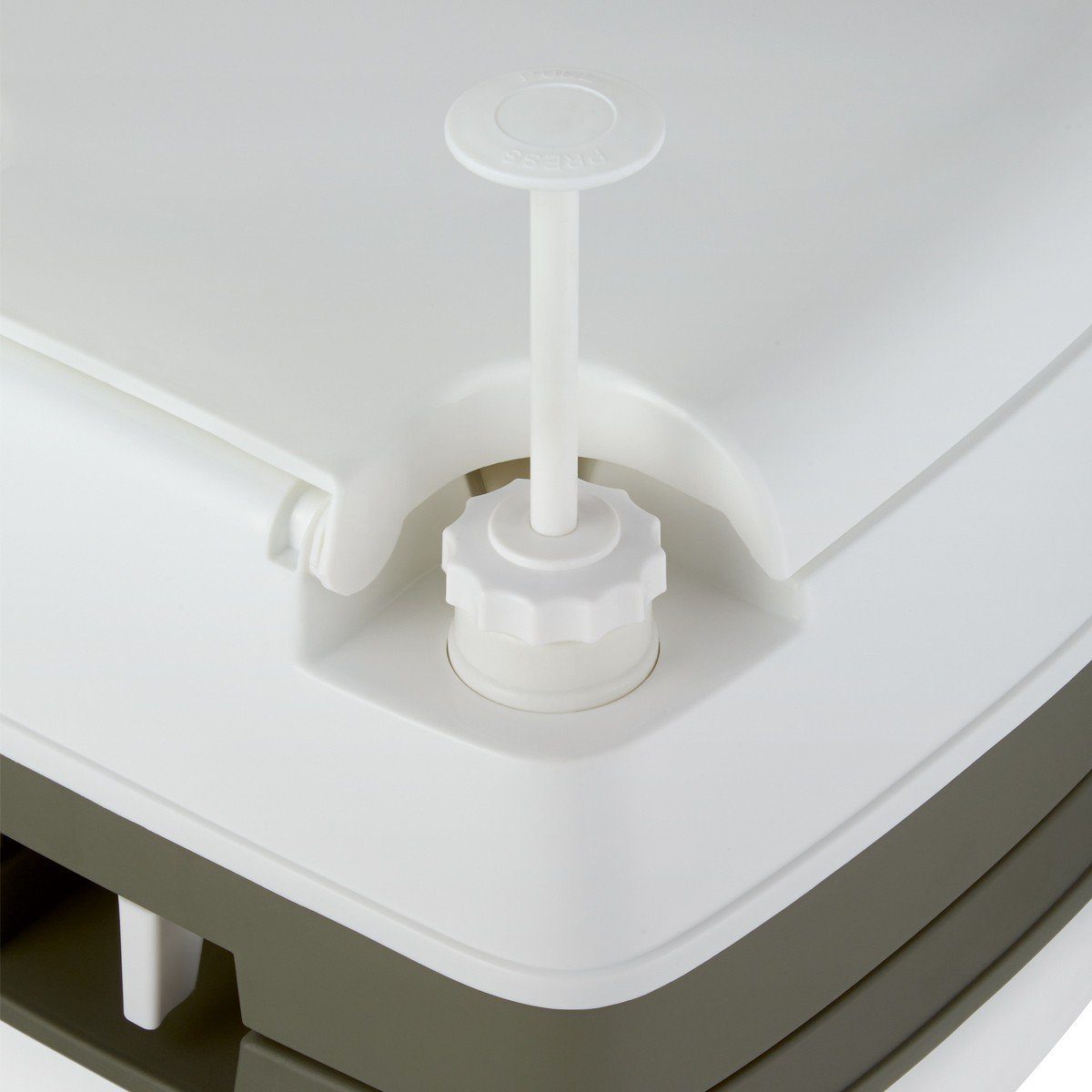 Enders® Campingtoilette Starterset Green Comfort, (Spar-Set, inkl. 0,75L RINSE + 0,75L GREEN + 4 Rollen selbstaufl. Toilettenpapier), Kolbenpumpe, geringes Gewicht, glatte und hygienische Oberfläche