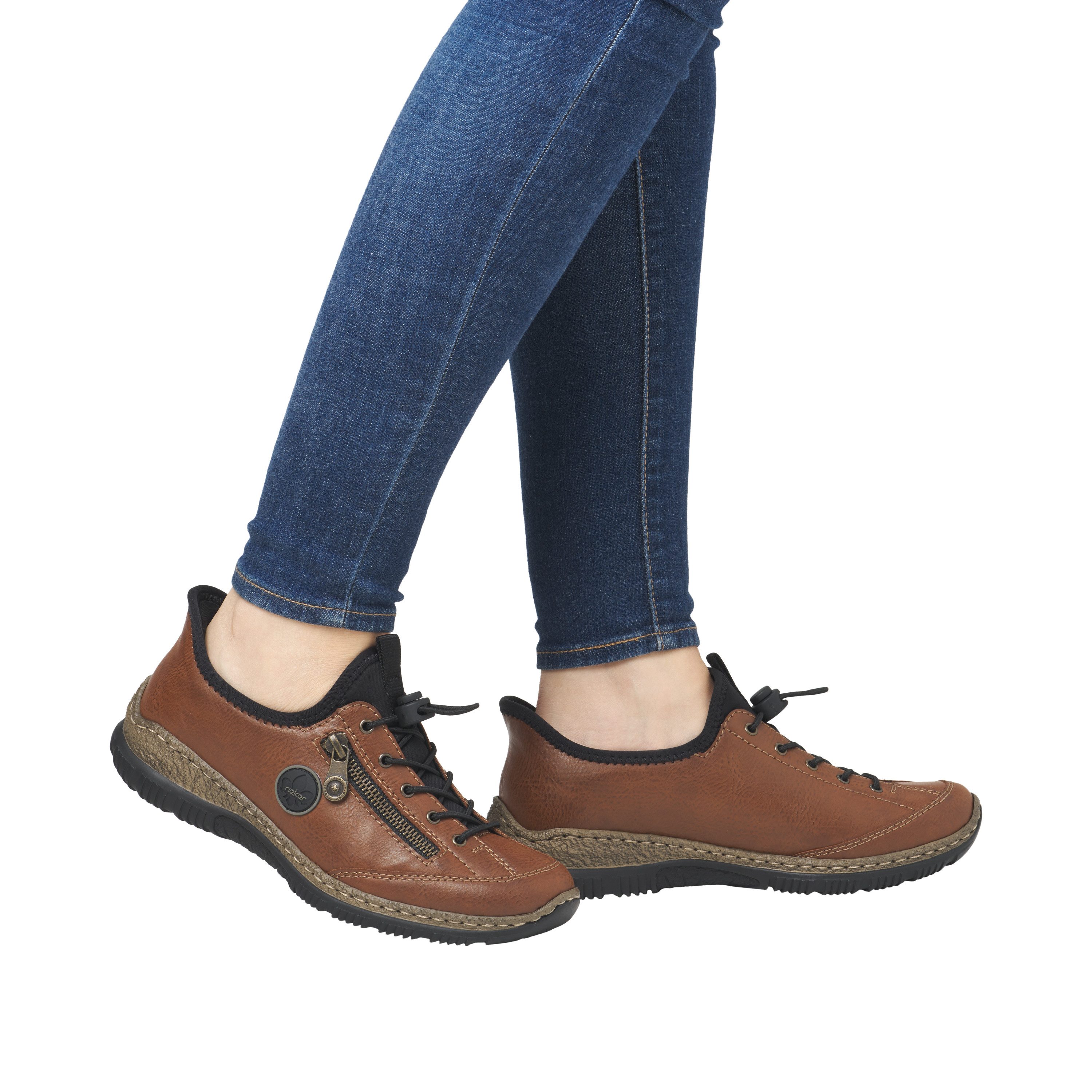 Rieker Ready2GO Slip-On Sneaker, Schlupfschuh, Freizeitschuh, Halbschuh mit MemoSoft-Ausstattung