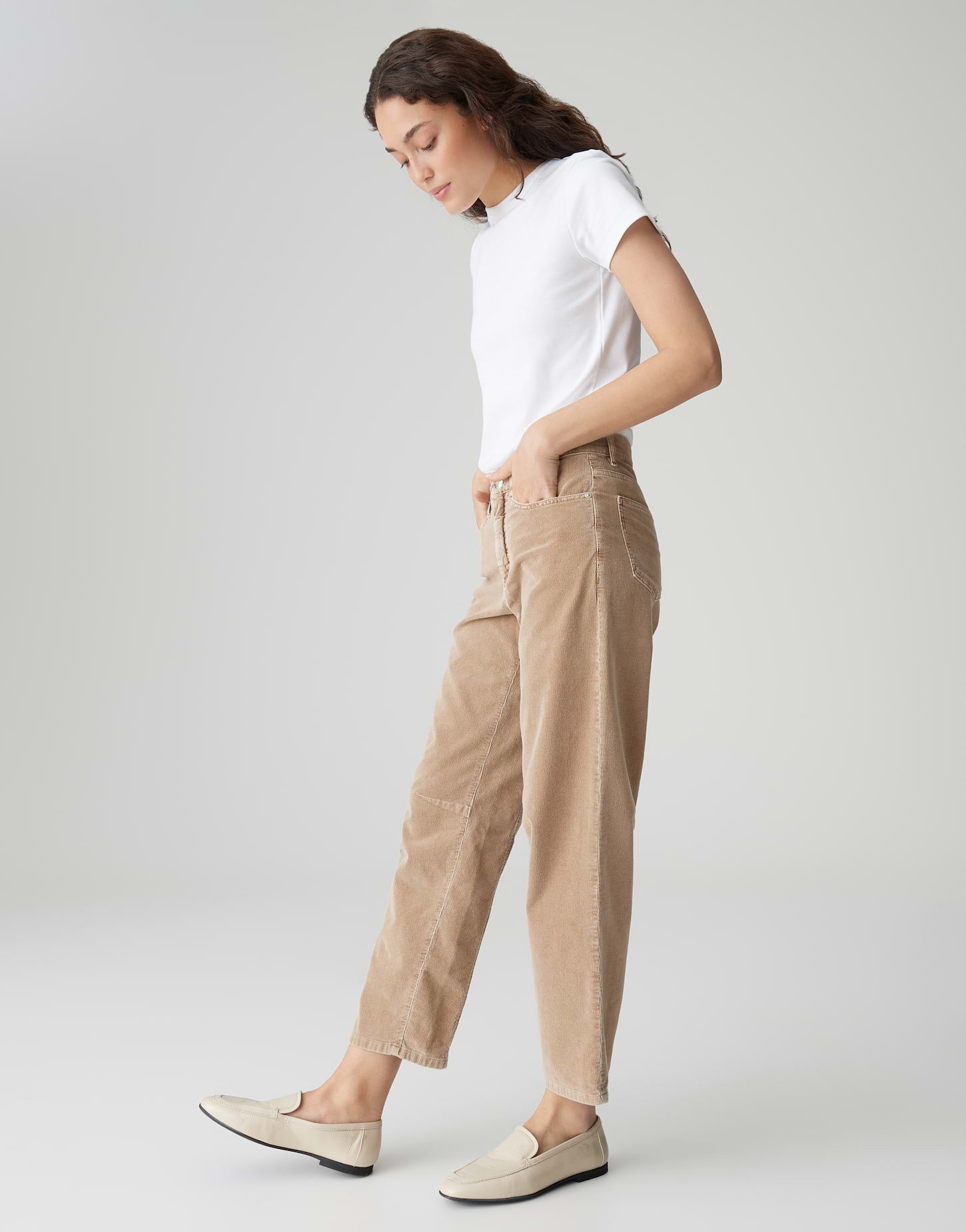 OPUS PANTS Cordhose MELLY RELAX aus Feincord Barrel Fit, Ankle, Abnäher im Knie