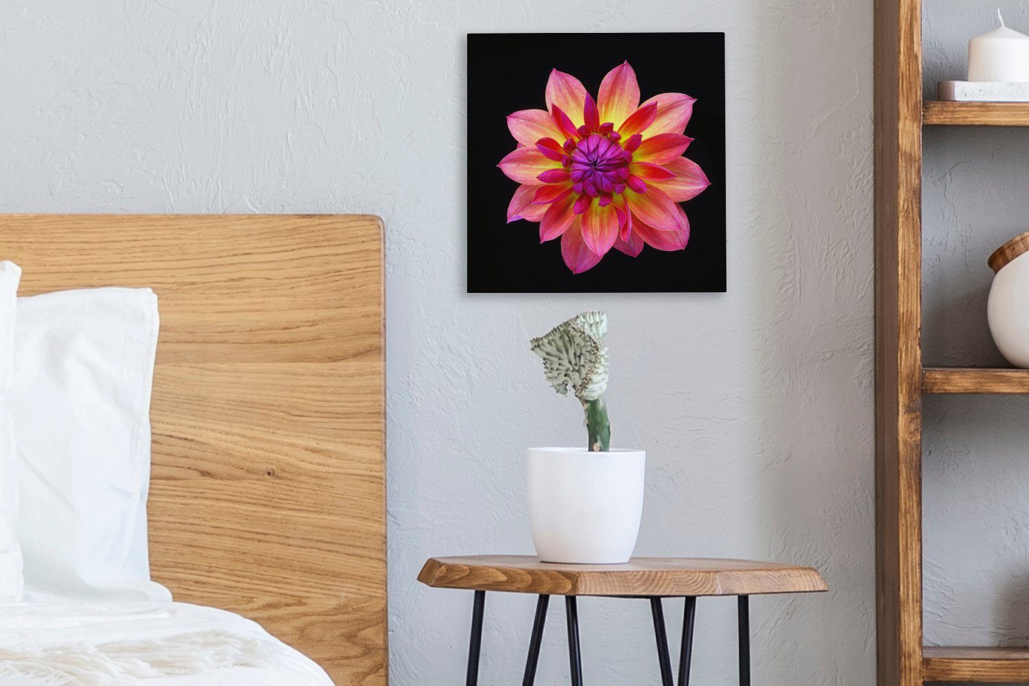 St), Dahlienblüte mehrfarbigen OneMillionCanvasses® Nahaufnahme schwarzem, der für auf Schlafzimmer Leinwandbild Eine Wohnzimmer Leinwand Bilder (1
