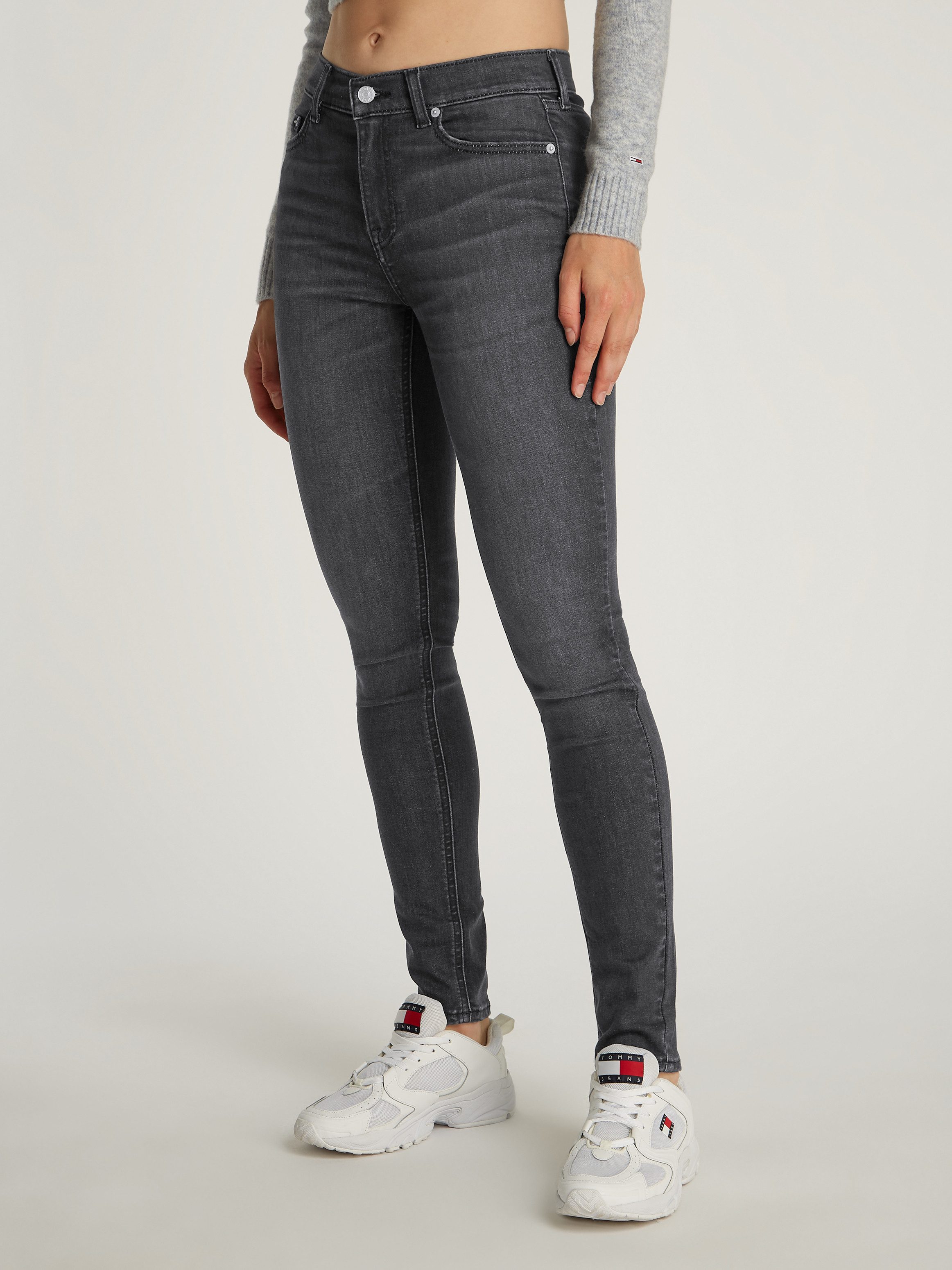 Tommy Jeans Skinny-fit-Jeans "NORA MR SKNY", mit Waschung, mit Logo-Badge günstig online kaufen