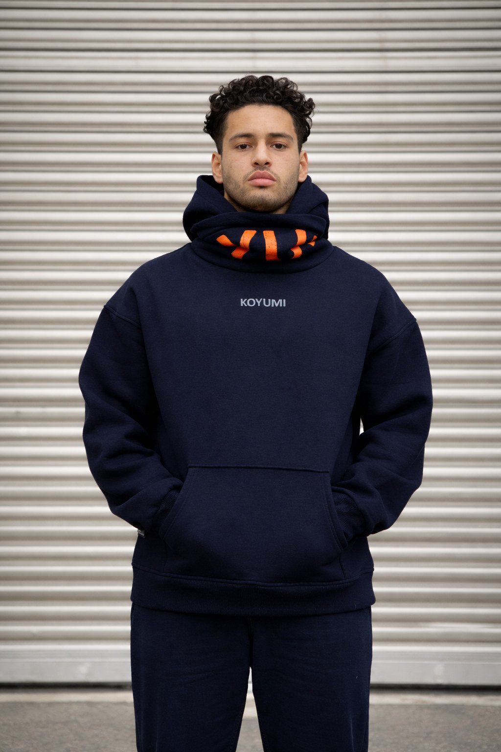 Koyumi Hoodie KOYUMI Winter Hoodie Herren mit hohem Kragen & Halswärmer (Einzelartikel) Oversize Schnitt, hoher Kragen, Kapuze, weicher Baumwollmix