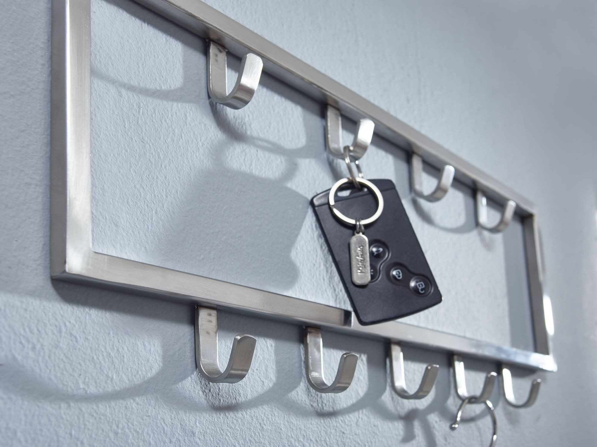 Wohnling Wandgarderobe Garderobe Metall 50 cm Silber Flur Hakenleiste Paneel (Metall Silber 50x20x4 cm Hakenleiste Modern), Garderobe Wand Stahl, Flurgarderobe Modern