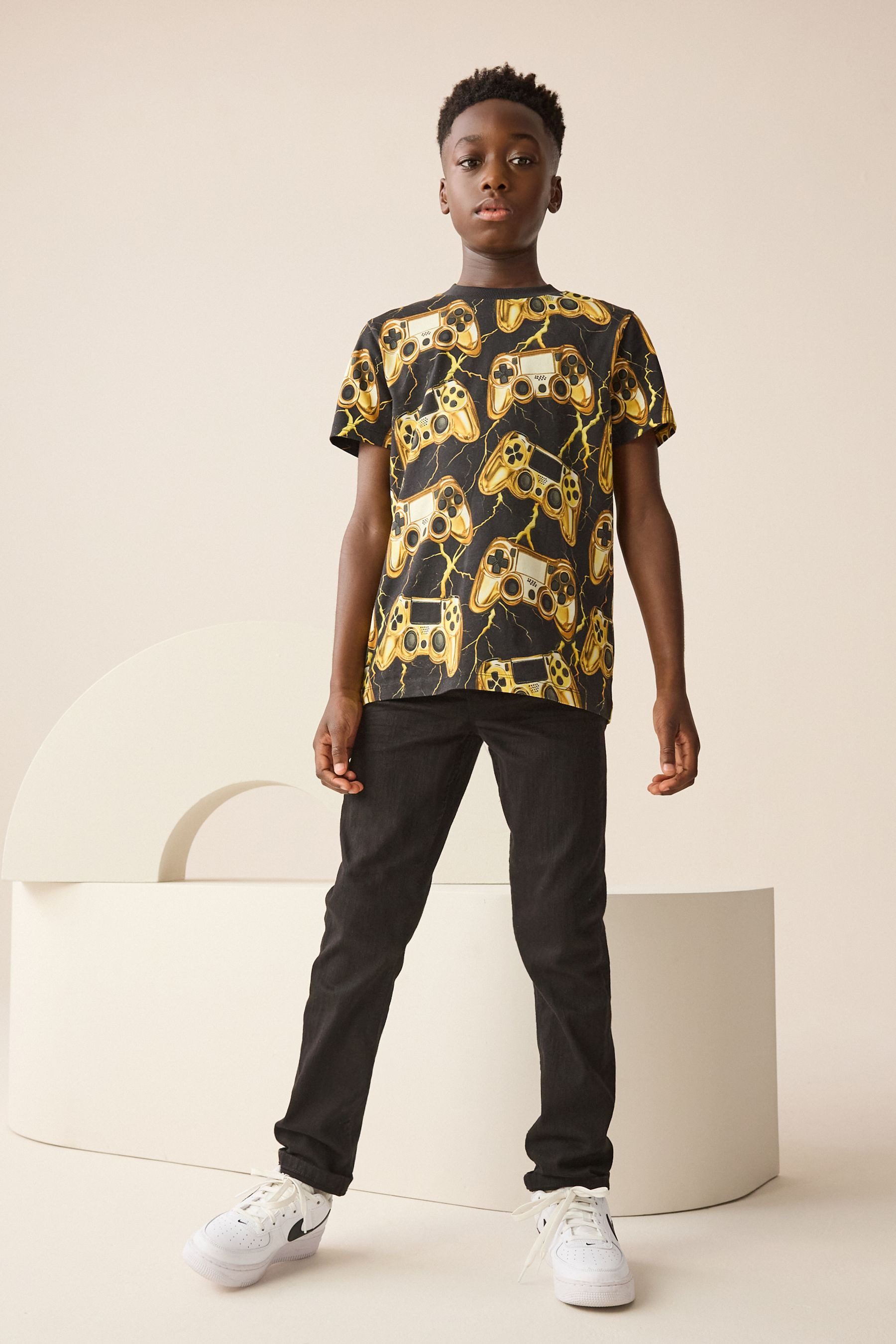 Black/Gold Controller