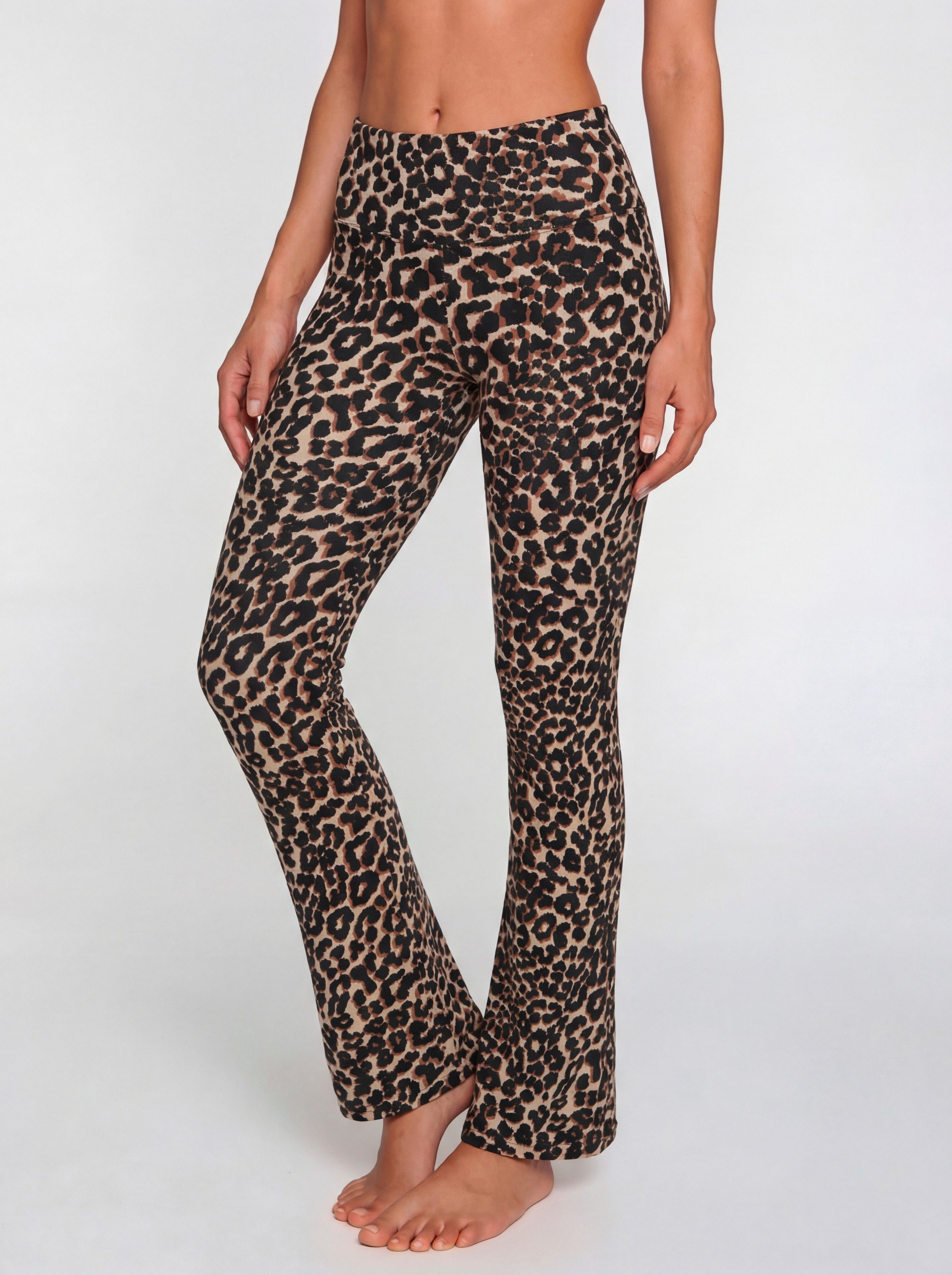 LASCANA ACTIVE Leggings Breites Bündchen und ausgestellte Beine