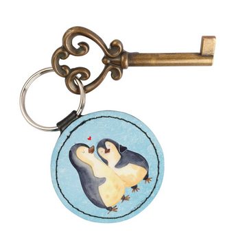 Mr. & Mrs. Panda Schlüsselanhänger Pinguin umarmen - Eisblau - Geschenk, Schutzengel, Hochzeitsgeschenk, (1-tlg), Elegantes Accessoire
