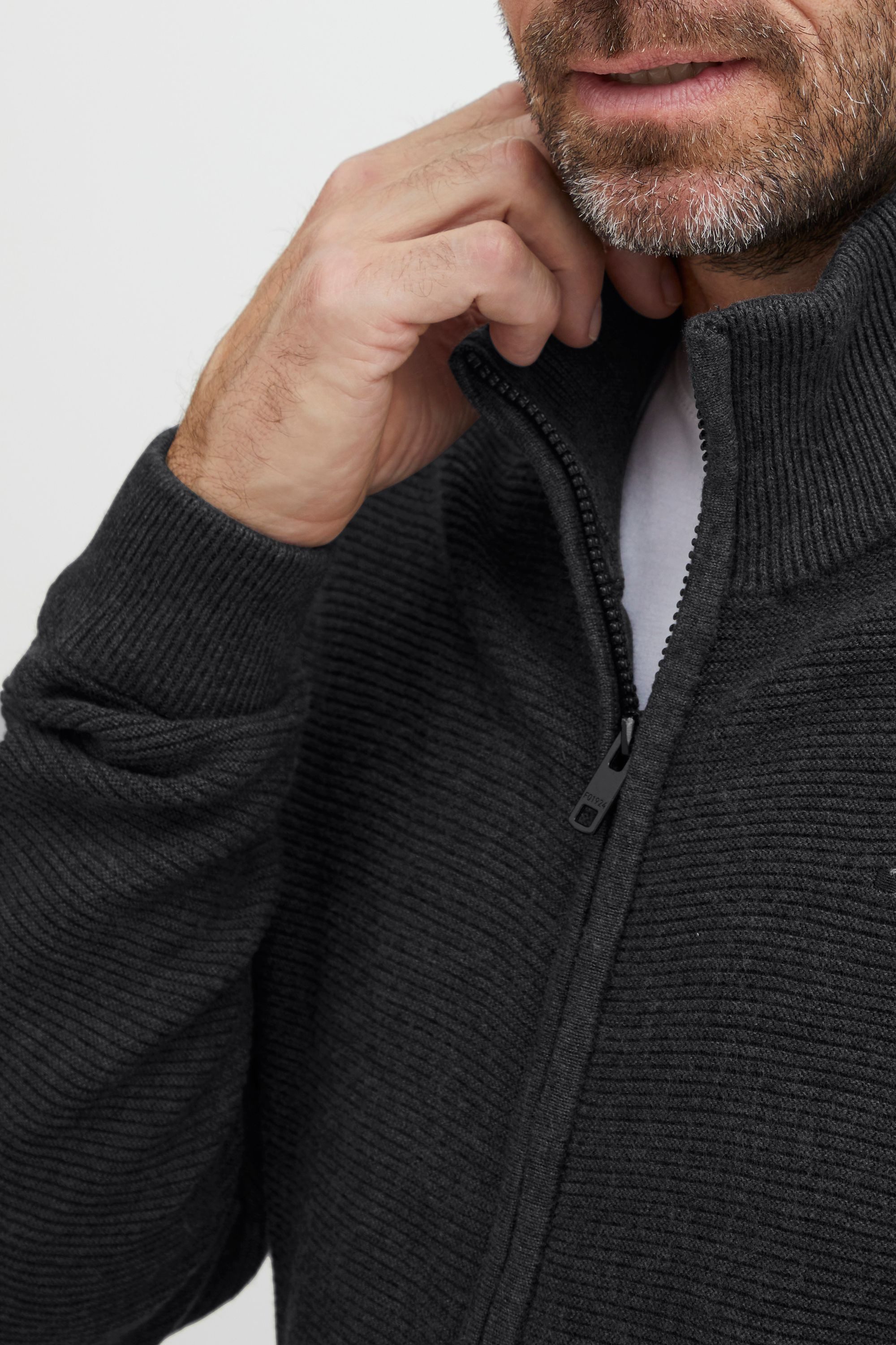 FQ1924 Strickjacke FQVillum Modischer Pullover