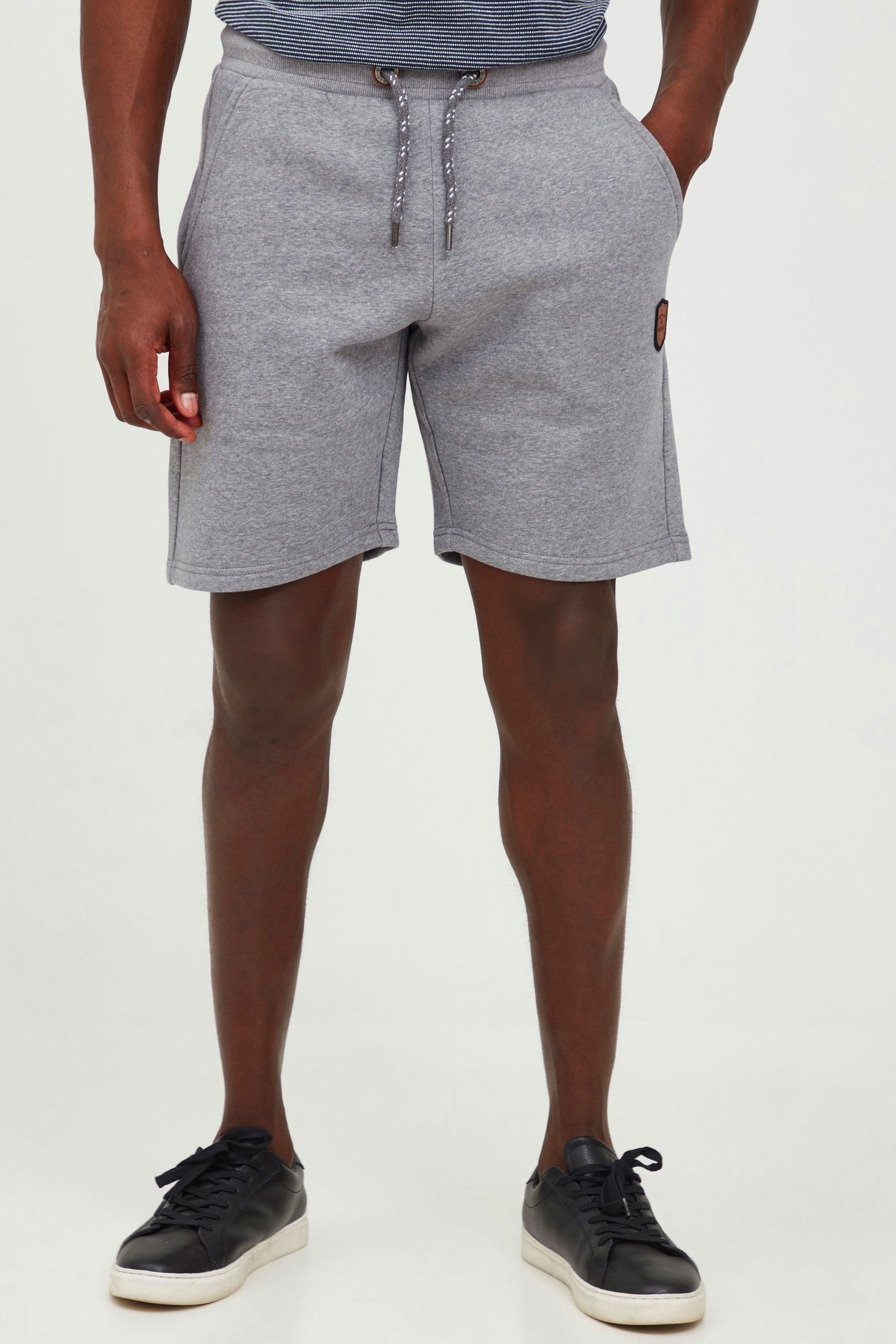 Indicode Sweatshorts IDKultop Sweatshorts mit Lederapplikationen Grey Mix (914)