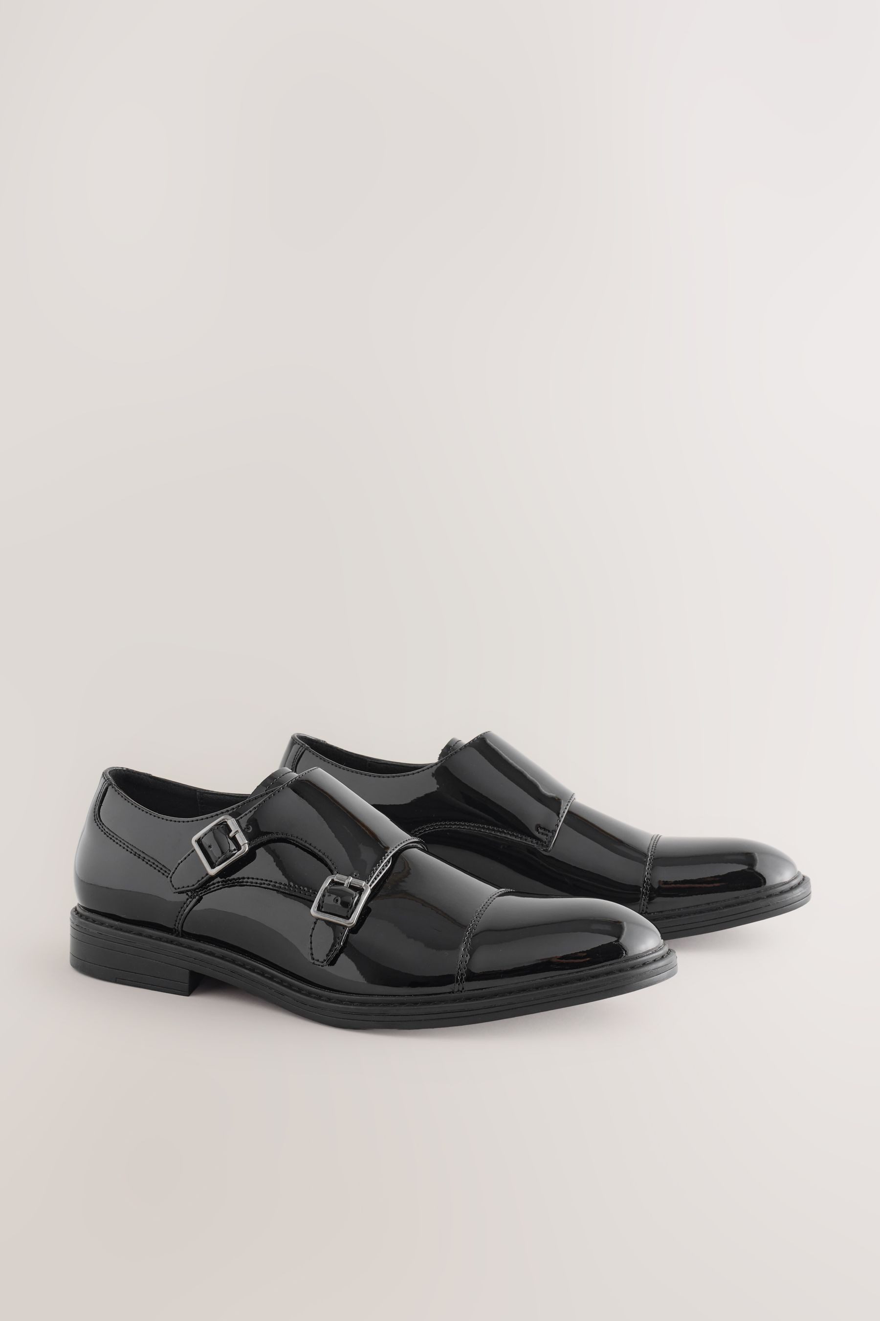 Next Monk-Lackschuhe mit Doppelriemen und Zehenkappe Slipper (1-tlg)