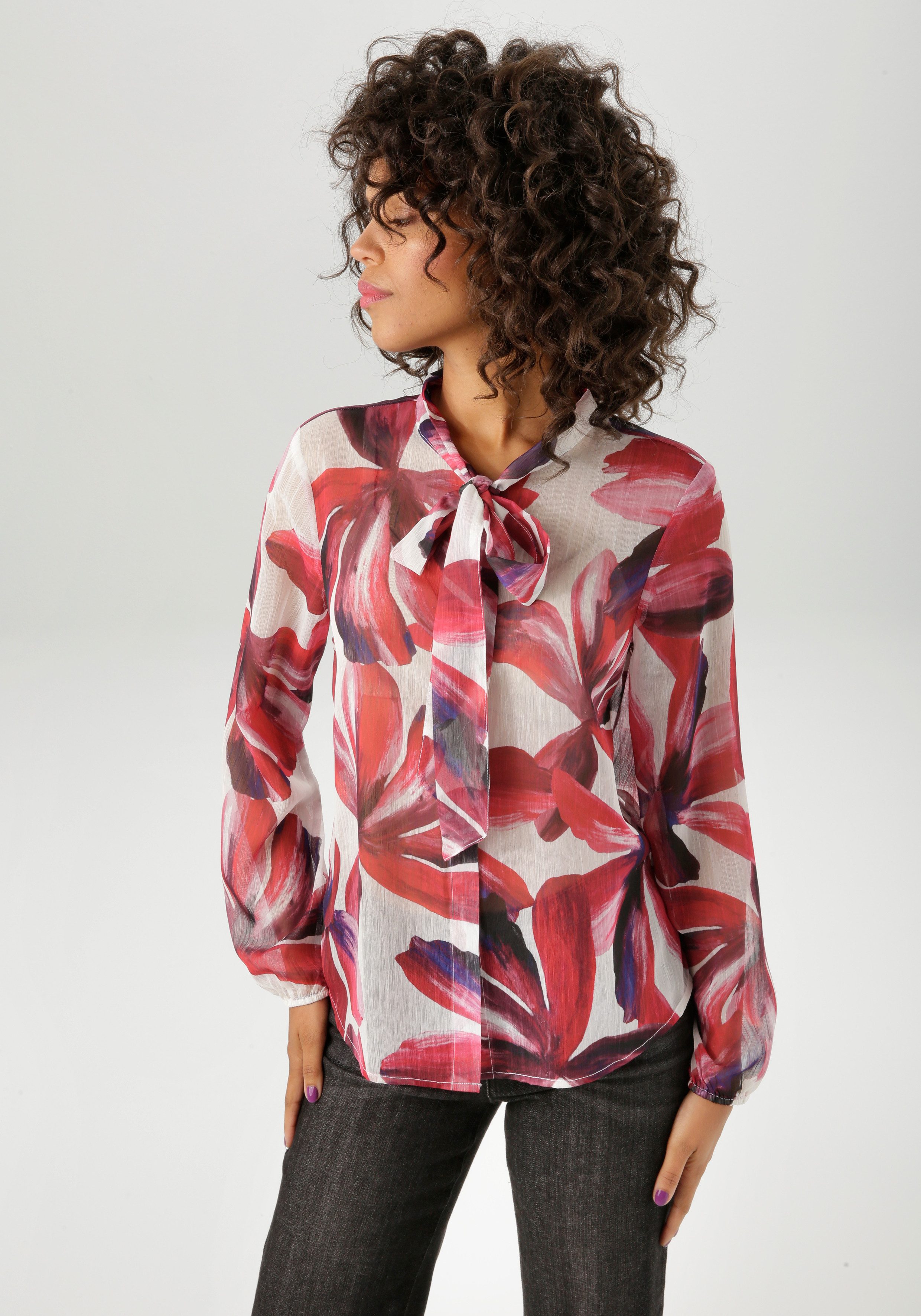 Aniston CASUAL Schluppenbluse mit großflächigen, grafischen Blättern bedruc günstig online kaufen