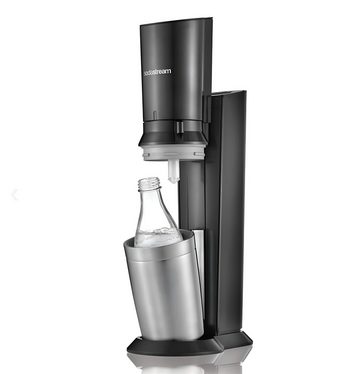 SodaStream Wassersprudler Crystal 3.0 Wassersprudler Titan 3x Karaffen 0,7l, 1x Zylinder 2 Sirup, (Aktionspack, 8-tlg., Quick-Connect CO2-Zylinder für bis zu 60 Liter Getränke), Spülmaschinenfestes Set, Kabellose Bedienung, Quick Connect Zylinder