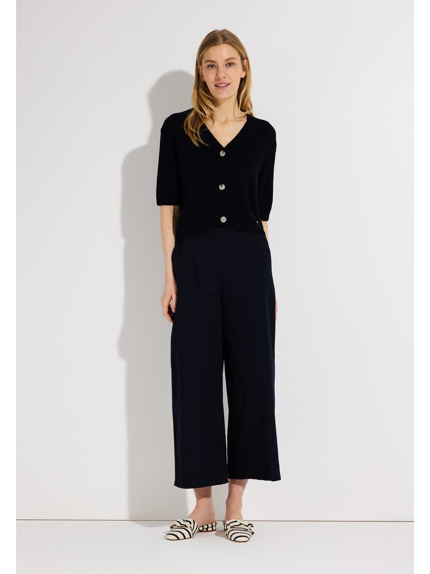 MORE&MORE Strickjacke kurze, shiny Struktur-Strickjacke