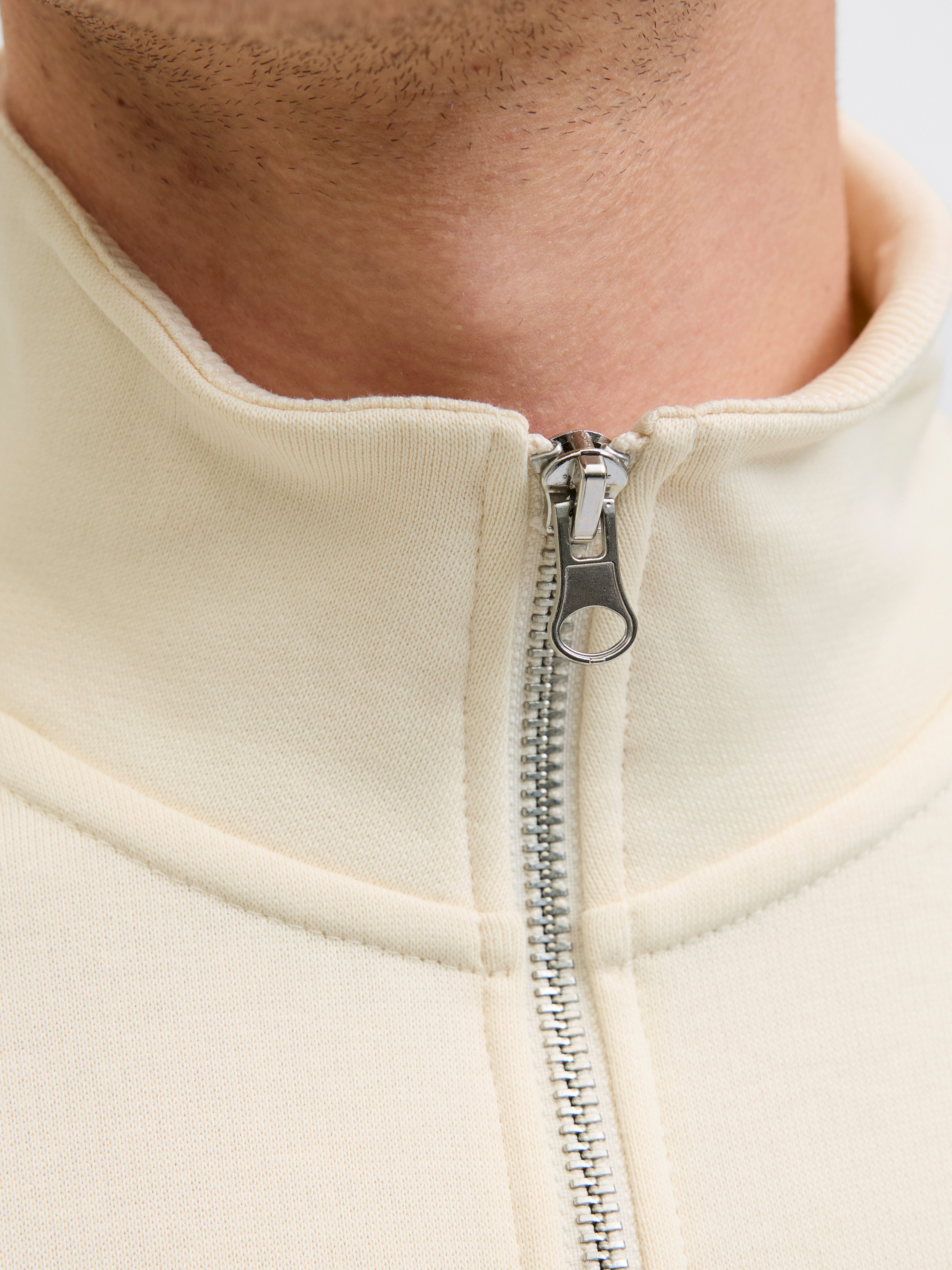 Jack & Jones Sweatshirt JORNORREBRO EMB SWEAT HIGH NECK SN – Bild 5 von 5