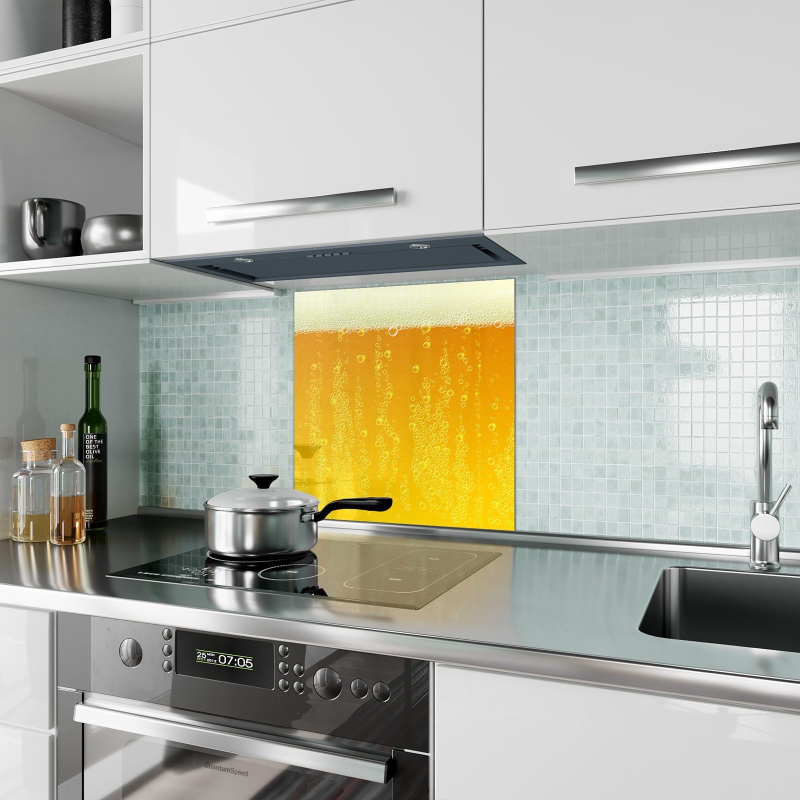 Primedeco Küchenrückwand Küchenrückwand Spritzschutz Bierbeschaffenheit mit Motiv Glas