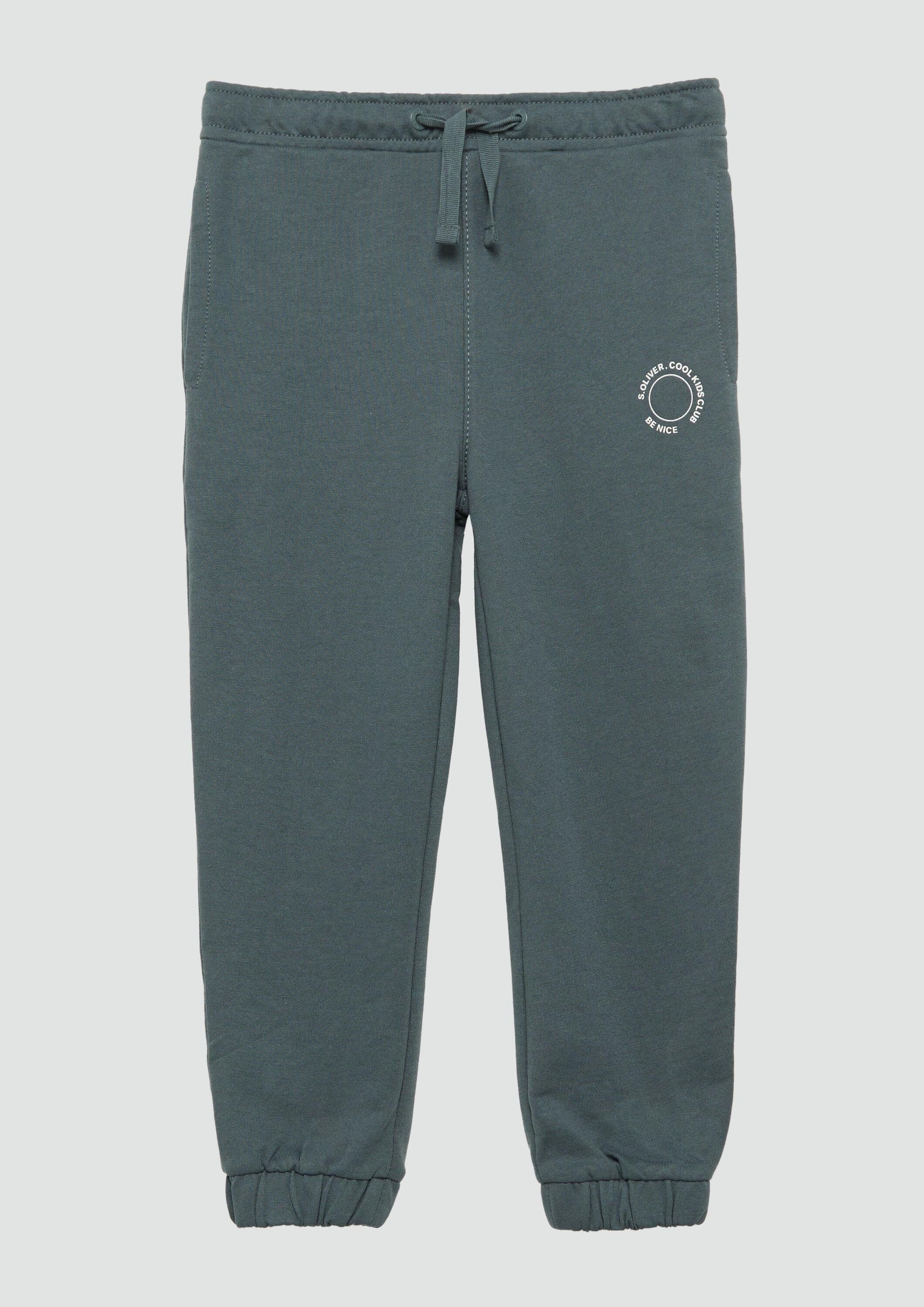 s.Oliver Jogginghose Leggings Unisex Jogginghose aus Sweat mit kleinem Print-Detail