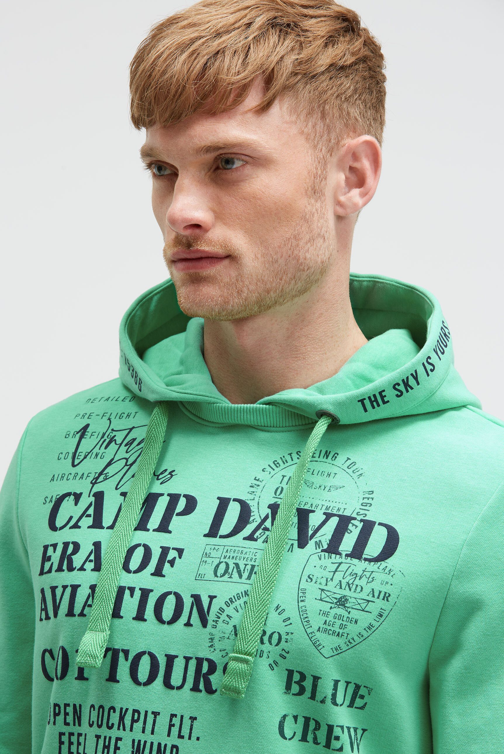 CAMP DAVID Kapuzensweatshirt mit Kontrastnähten