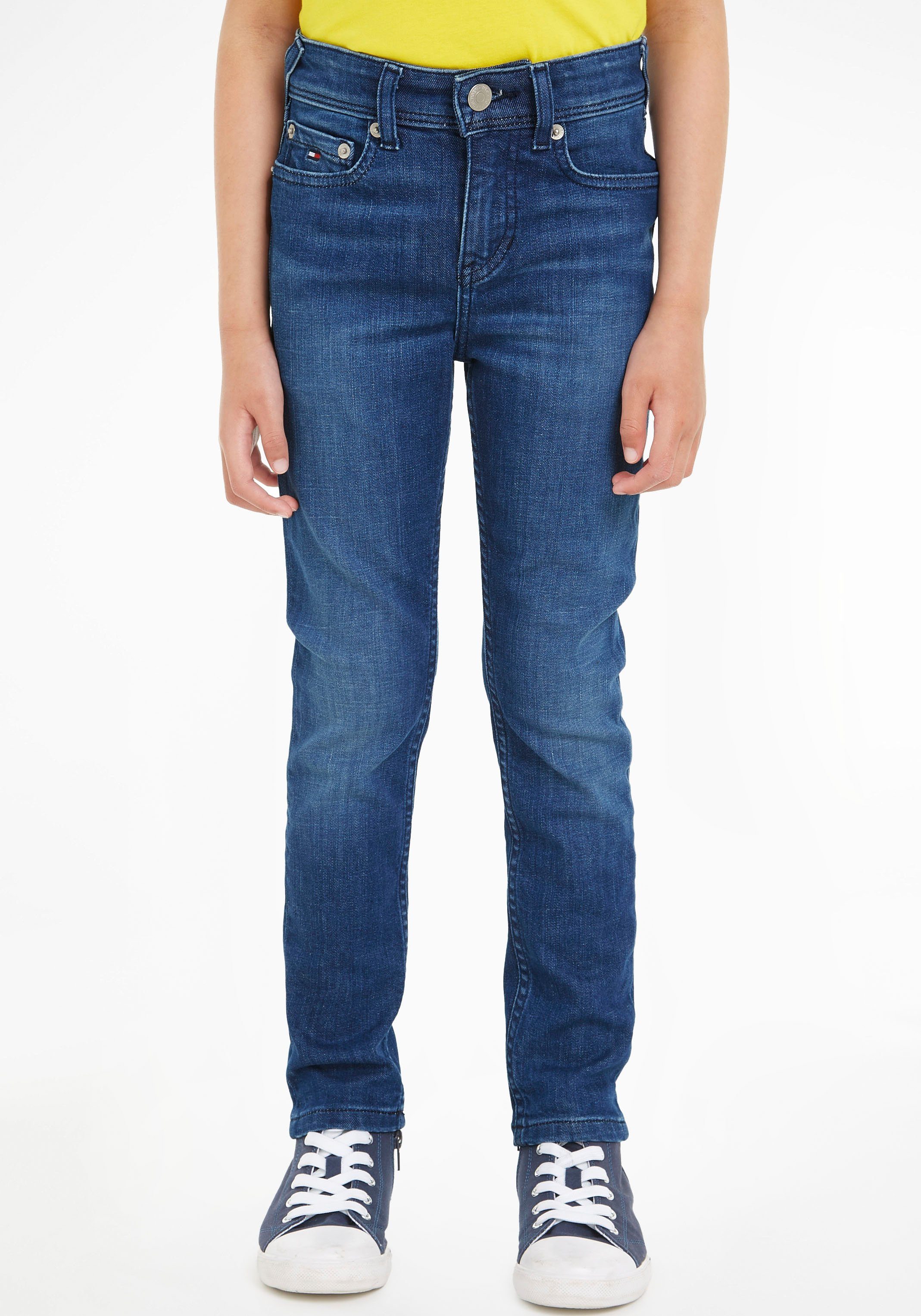 Tommy Hilfiger Slim-fit-Jeans WASH DARK Y Logostickerei mit SCANTON