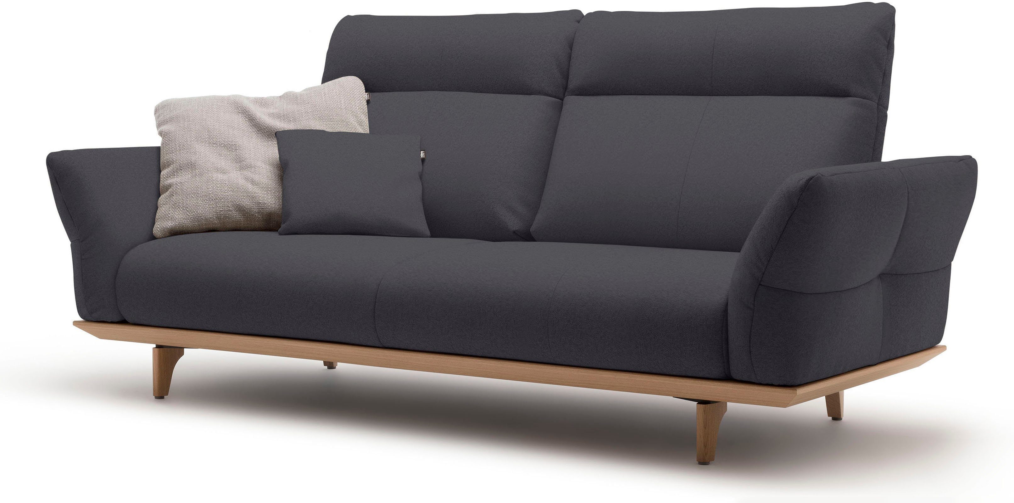 3-Sitzer Sockel hülsta sofa Breite Füße Eiche hs.460, in Eiche, natur, 208 cm