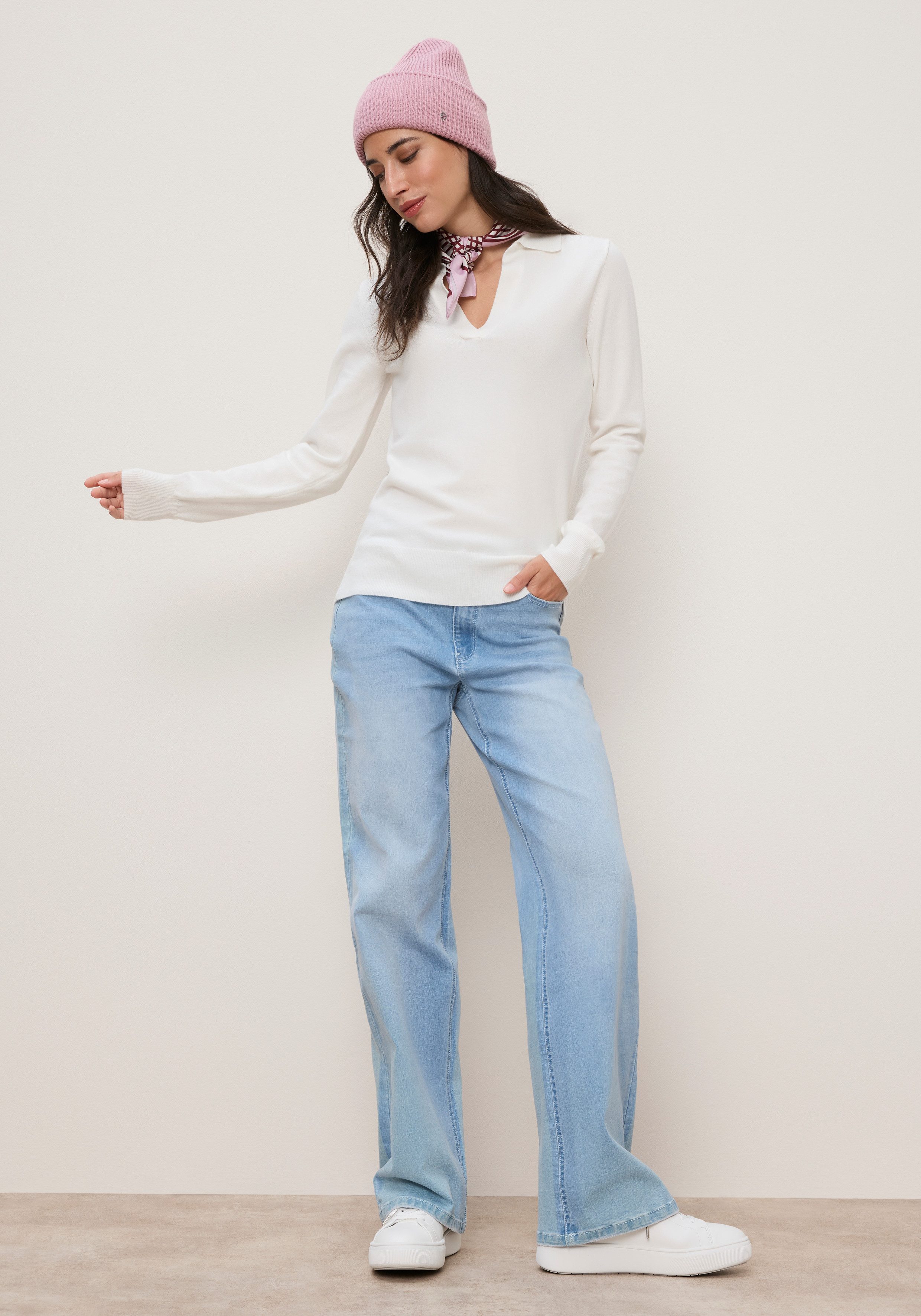 Zum Outfit 8